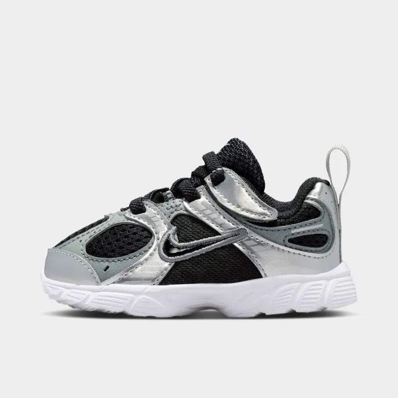 Nike V5 RNR TD Black / Black - Anthracite sold by JD Sports