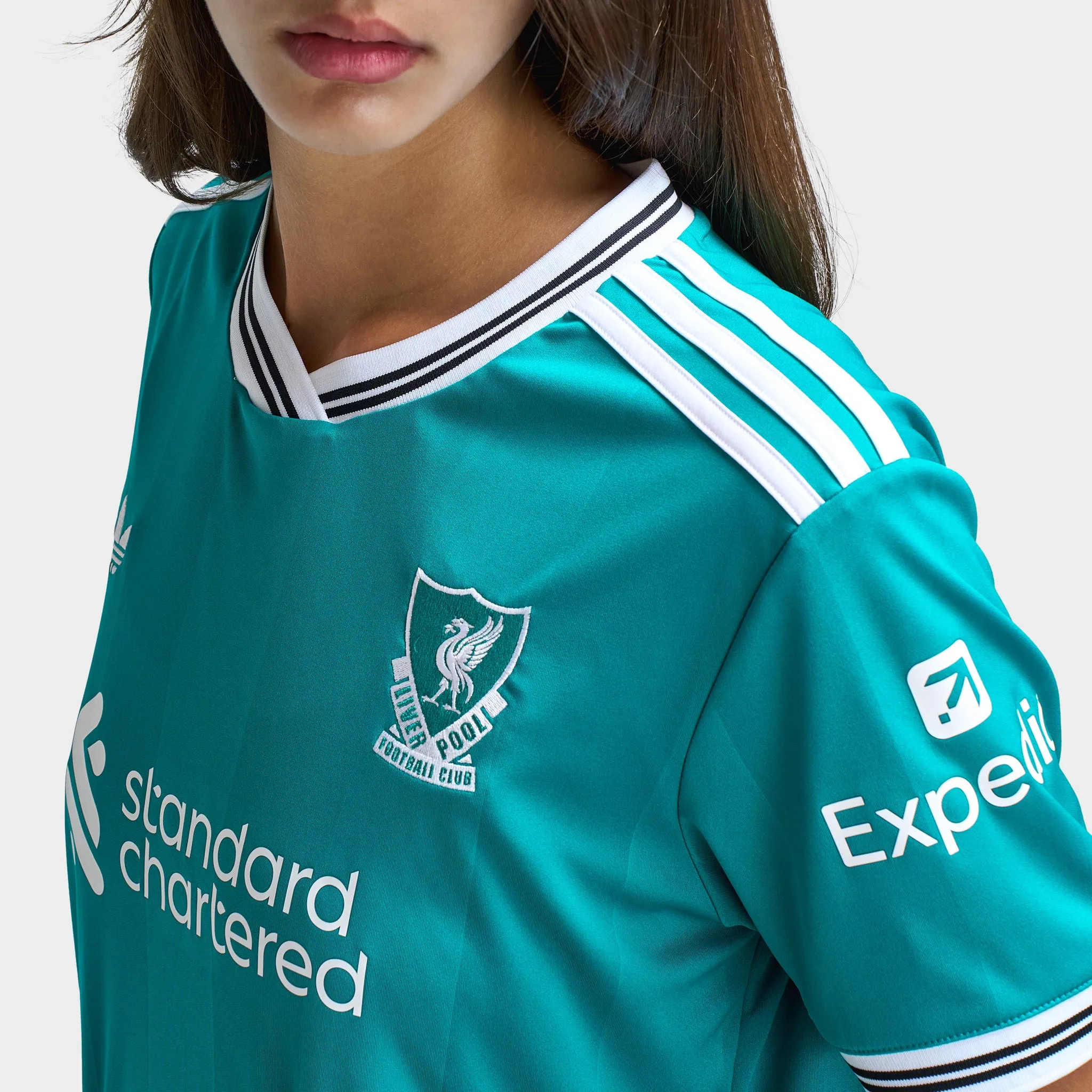 adidas Women's Liverpool 25/26 3rd Cropped Jersey / Sea Green sold by JD Sports product image thumbnail 4