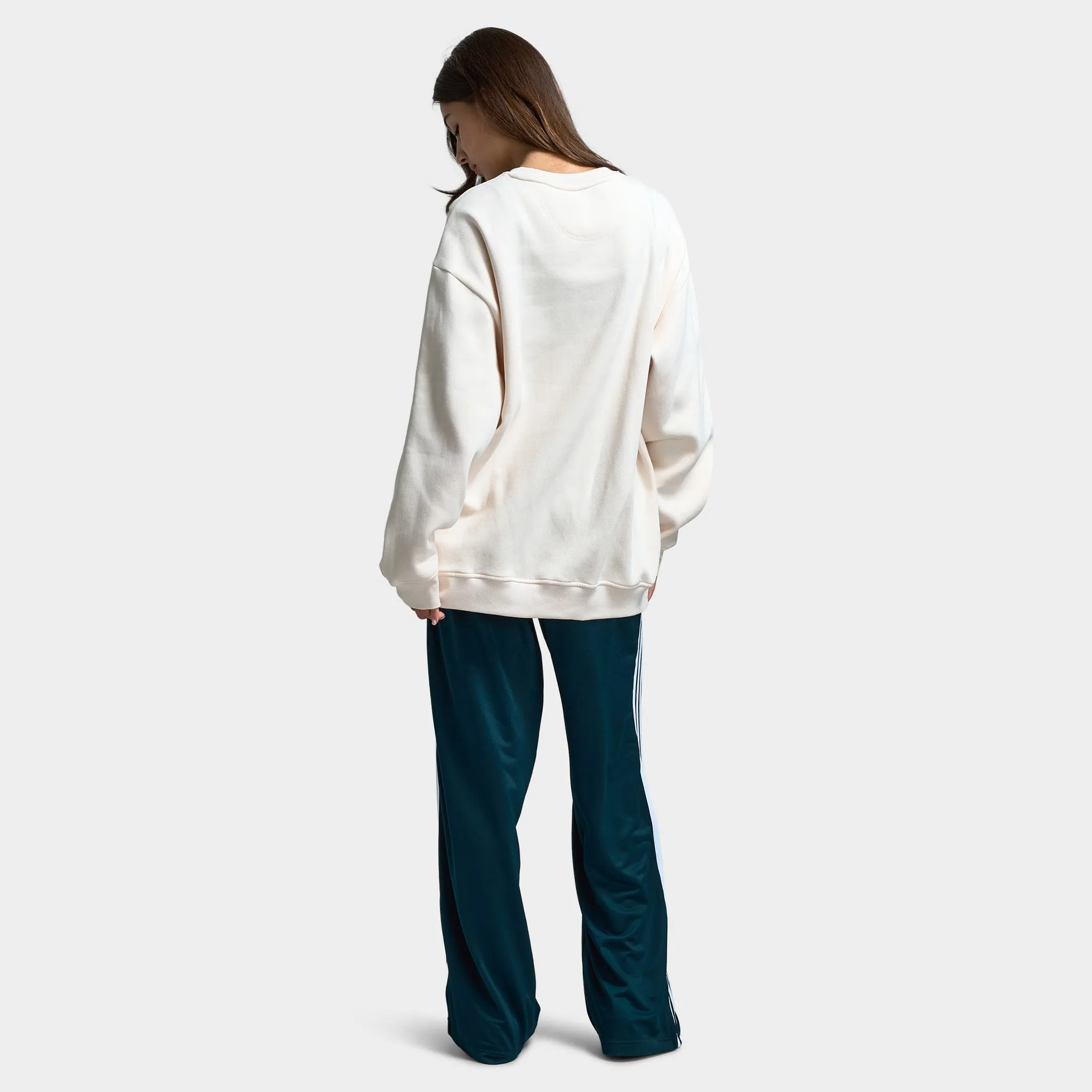 Adidas Women's Oversized Peach Graphic Crew / Wonder White sold by JD Sports product image thumbnail 5