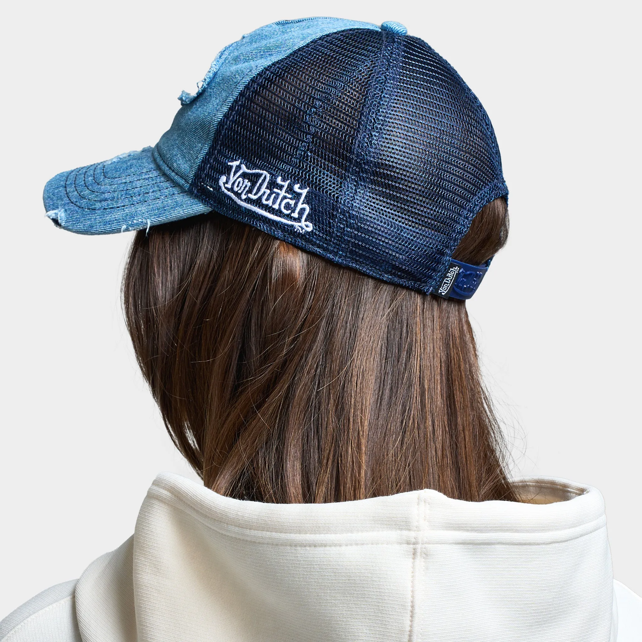 Von Dutch Von Denim Trucker / Blue sold by JD Sports product image thumbnail 2