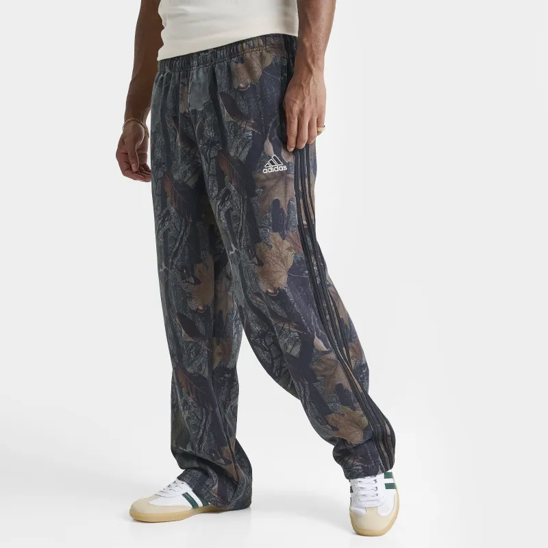 adidas Camo Sweatpants / Black sold by JD Sports