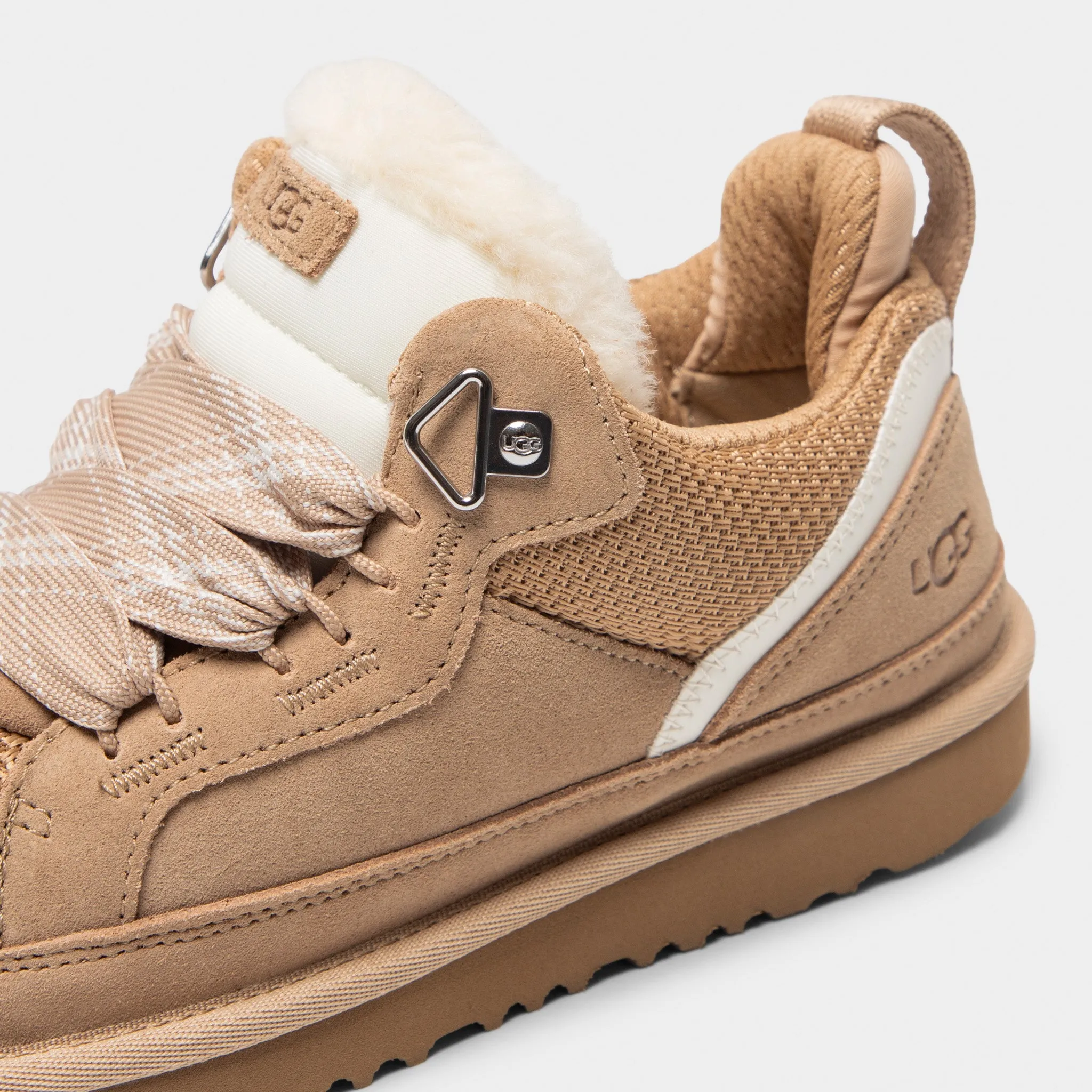 UGG Juniors' Lowmel / Sand sold by JD Sports product image thumbnail 3
