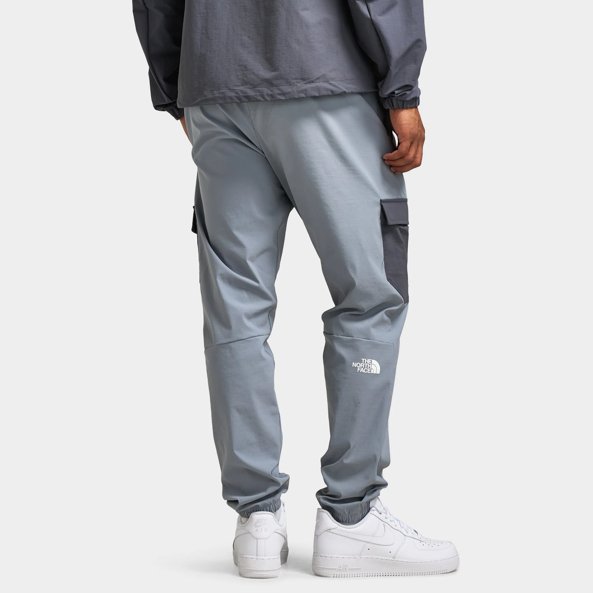 The North Face Trishul Cargo Pants / Tradewinds Grey sold by JD Sports product image thumbnail 2
