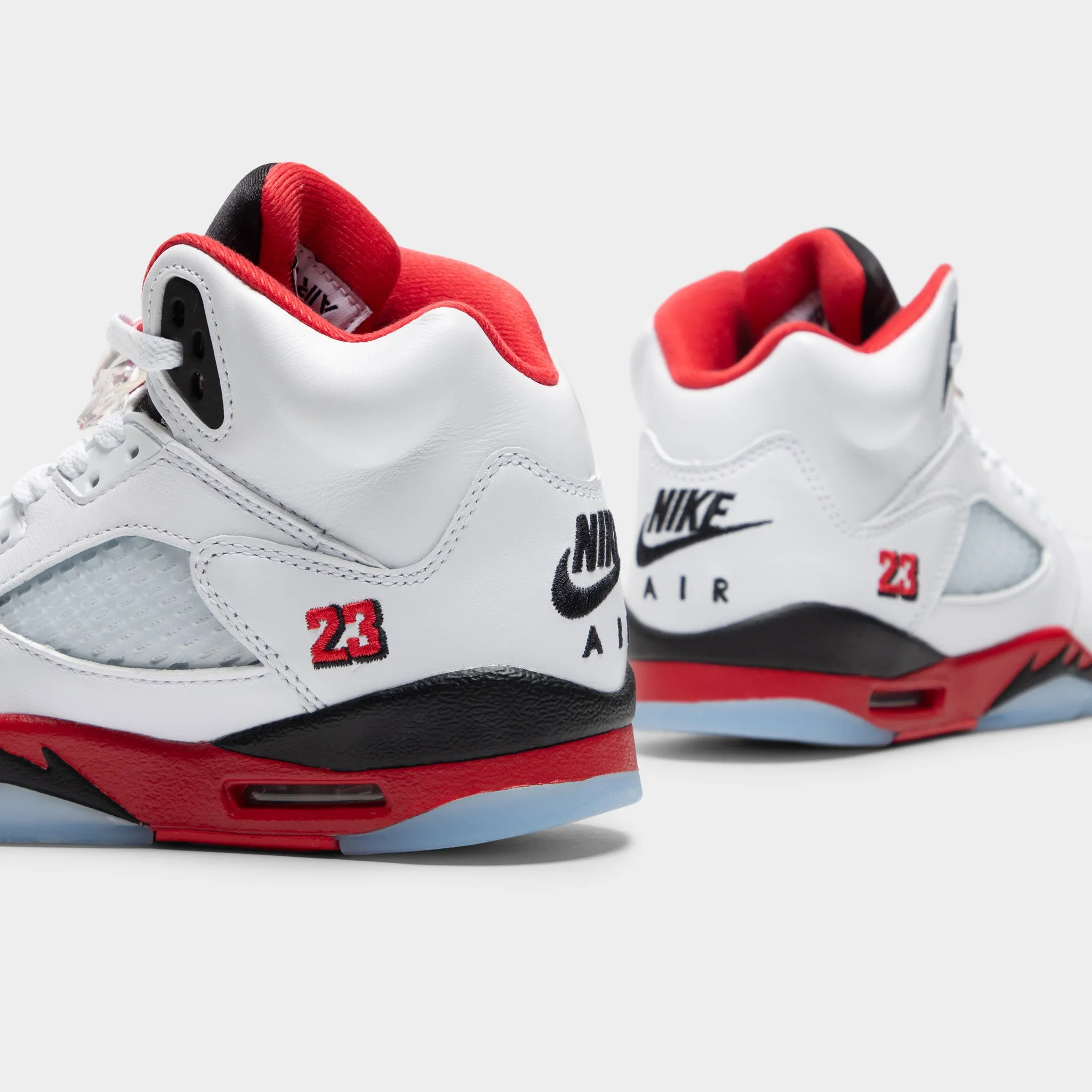 Jordan 5 Retro GS White / Fire Red - Black sold by JD Sports product image thumbnail 3