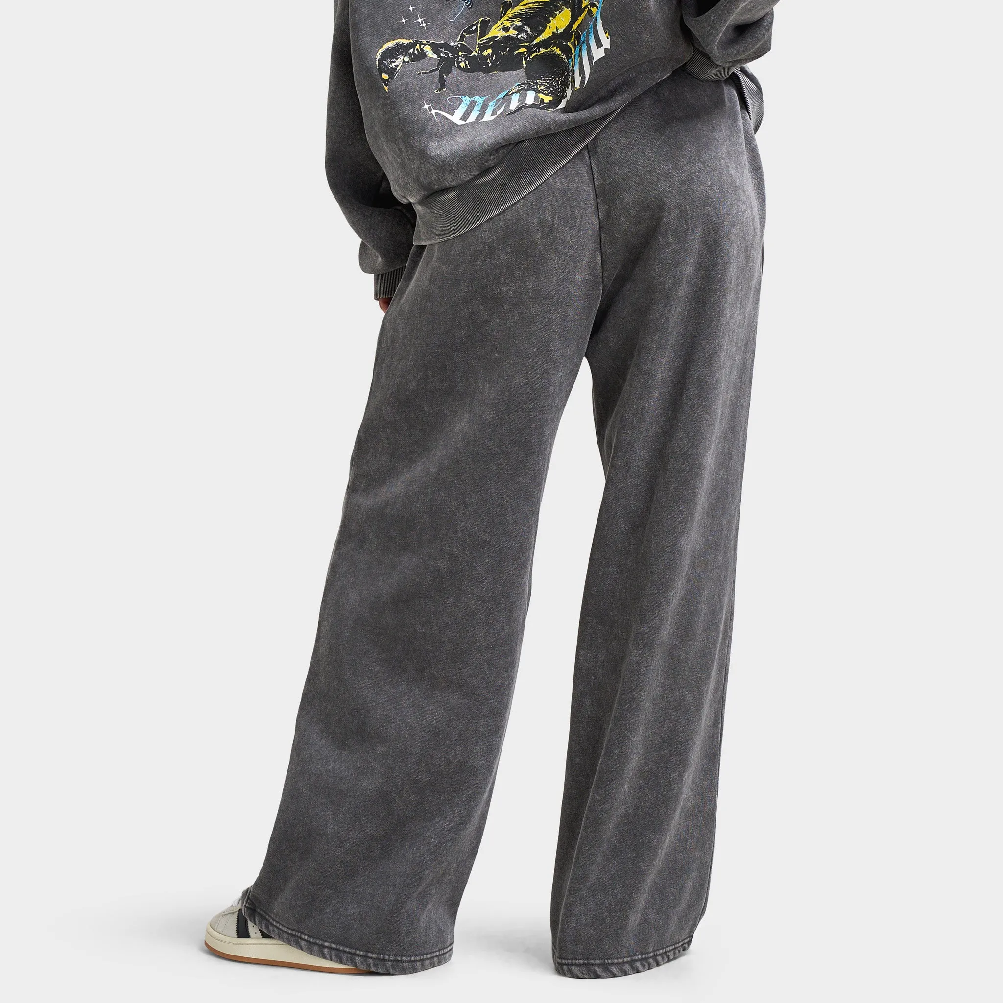 Supply & Demand Women's Scorp Wide Leg Joggers / Dark Grey Wash sold by JD Sports product image thumbnail 2