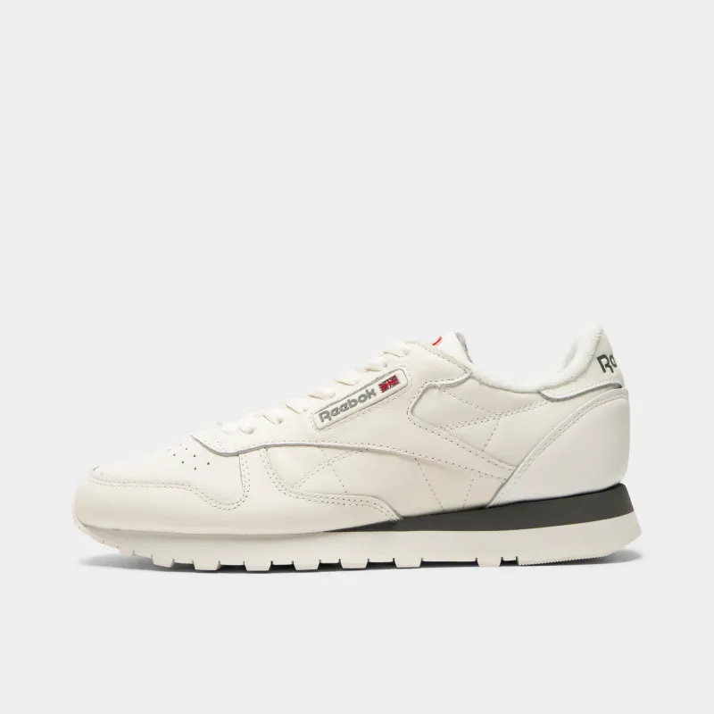 $JD Reebok Classic Chalk / Grey sold by JD Sports