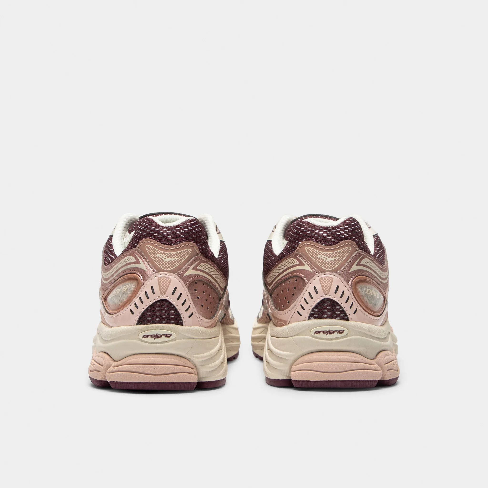Saucony Women's Progrid Omni 9 Ivory / Peony sold by JD Sports product image thumbnail 4