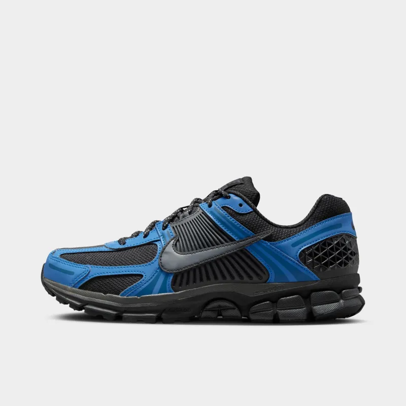Nike Zoom Vomero 5 SE Black / Silver sold by JD Sports