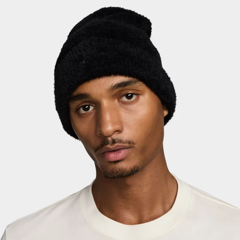 Nike Peak Cozy Beanie / Black sold by JD Sports