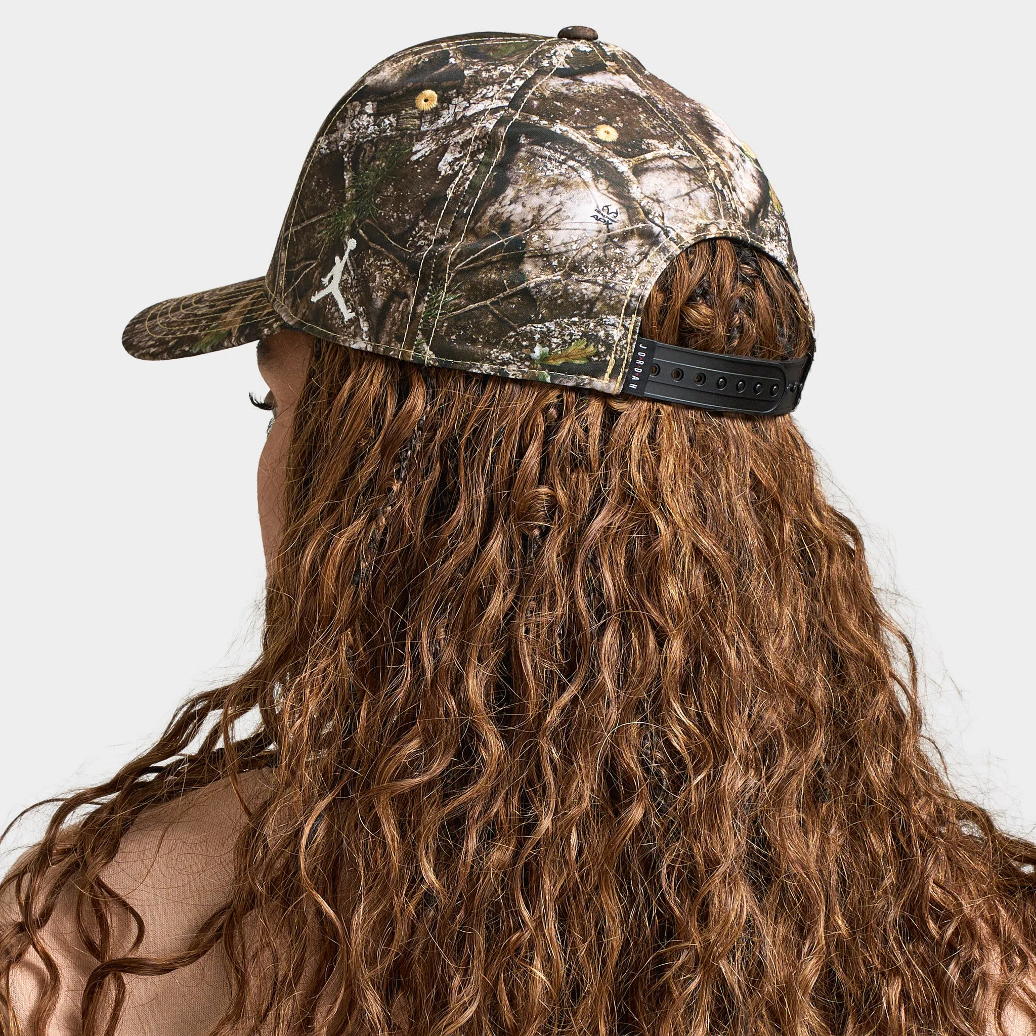Jordan Brooklyn Rise Adjustable Realtree Cap White/ Sail sold by JD Sports product image thumbnail 2