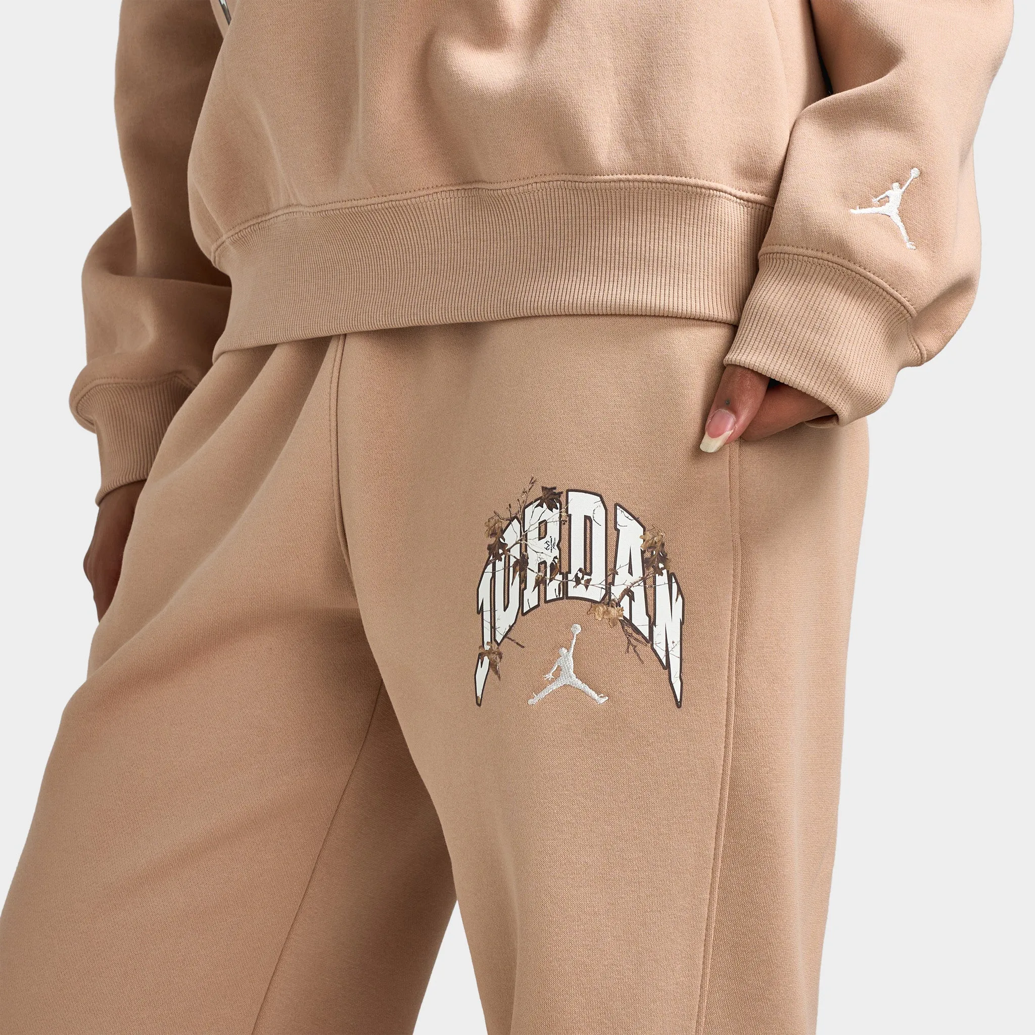 Jordan Women's Brooklyn Fleece Pants Hemp / Sail sold by JD Sports product image thumbnail 5