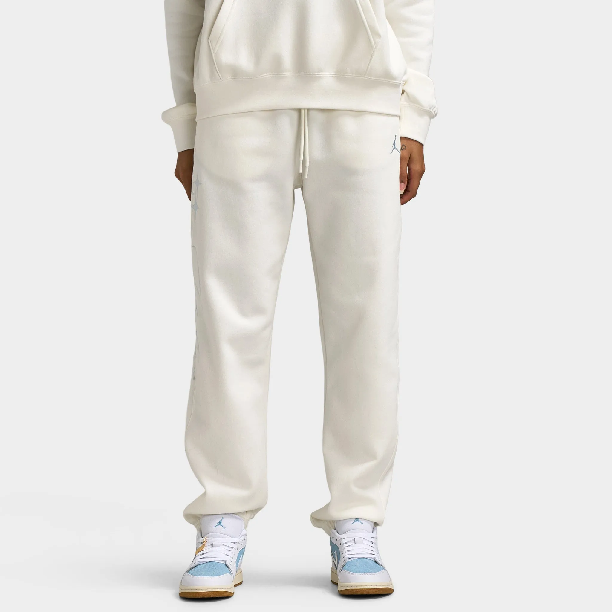 Jordan Women's Brooklyn Fleece Pants / Sail sold by JD Sports
