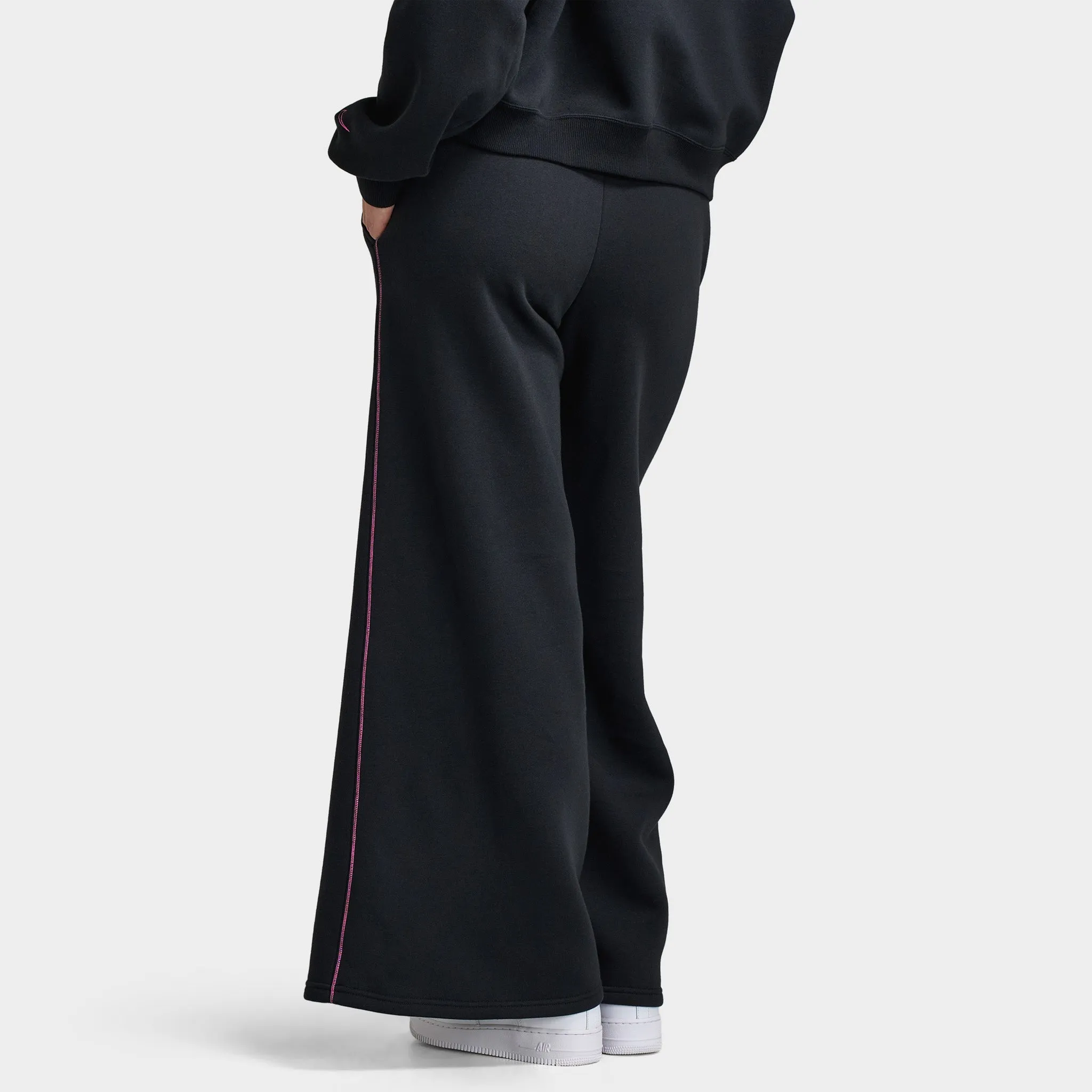 Nike Sportswear Women's Phoenix Fleece Logo Wide Leg / Black sold by JD Sports product image thumbnail 4