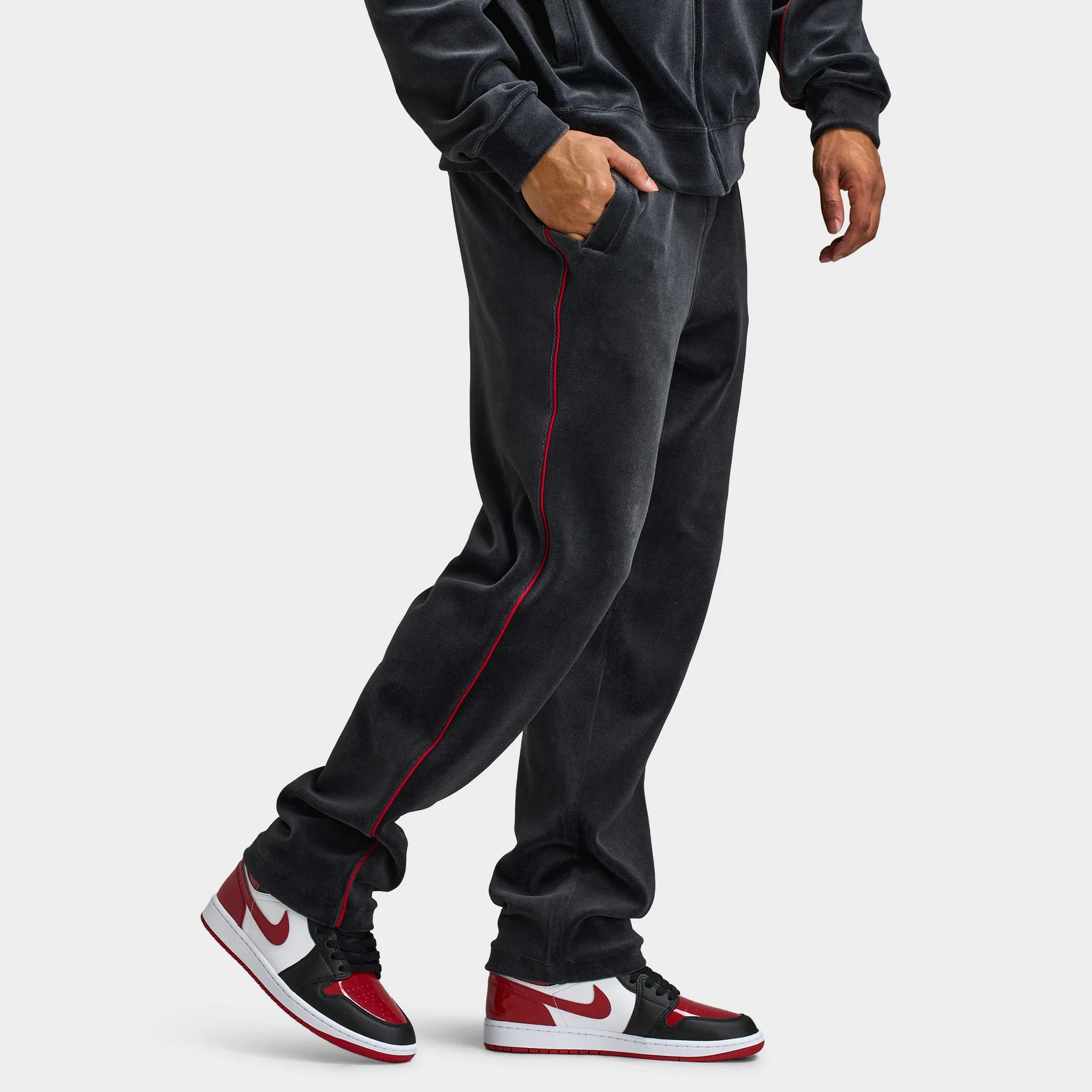 Jordan Brooklyn Velour Track Pants / Black sold by JD Sports product image thumbnail 4