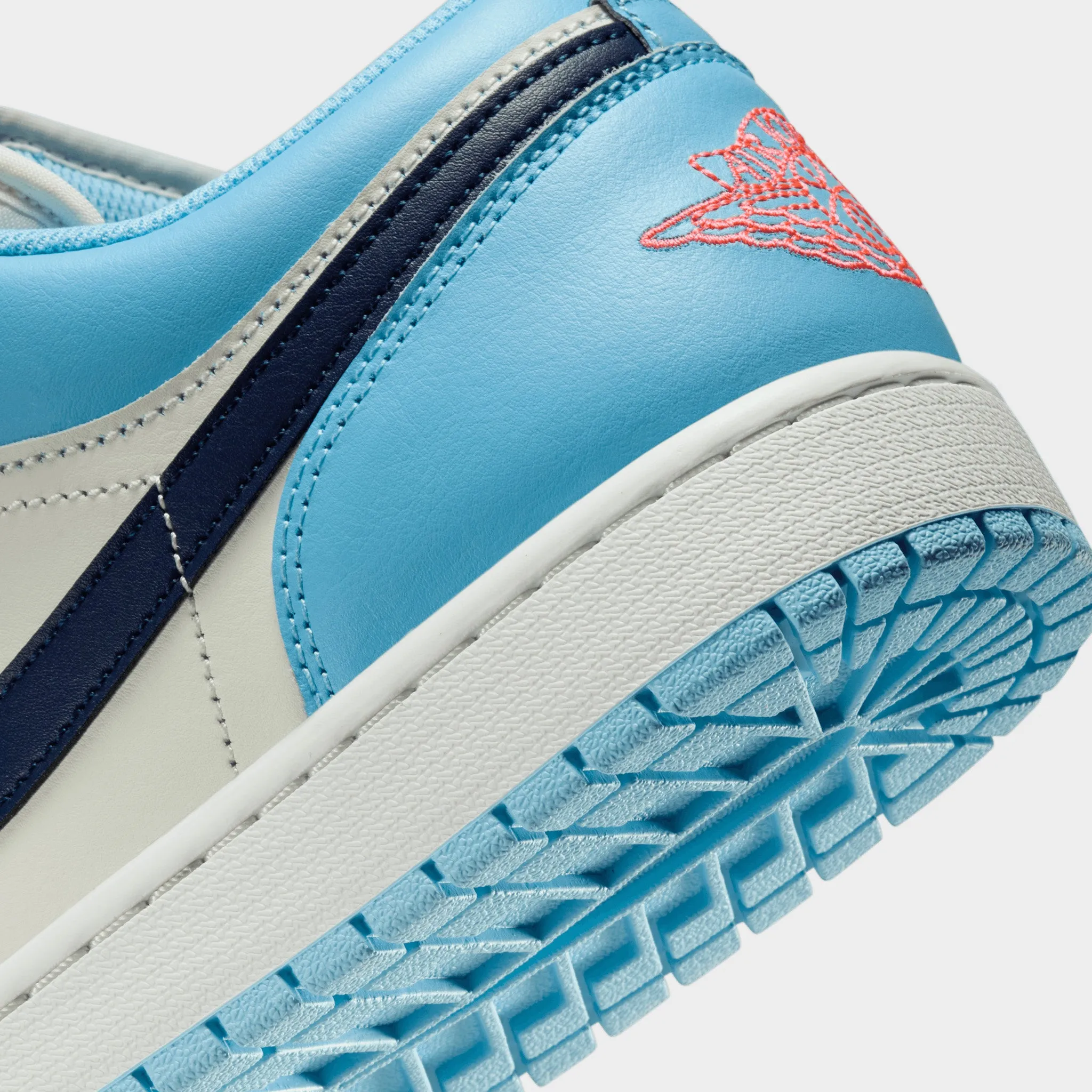 Air Jordan 1 Low White / Blue / Navy sold by JD Sports product image thumbnail 4
