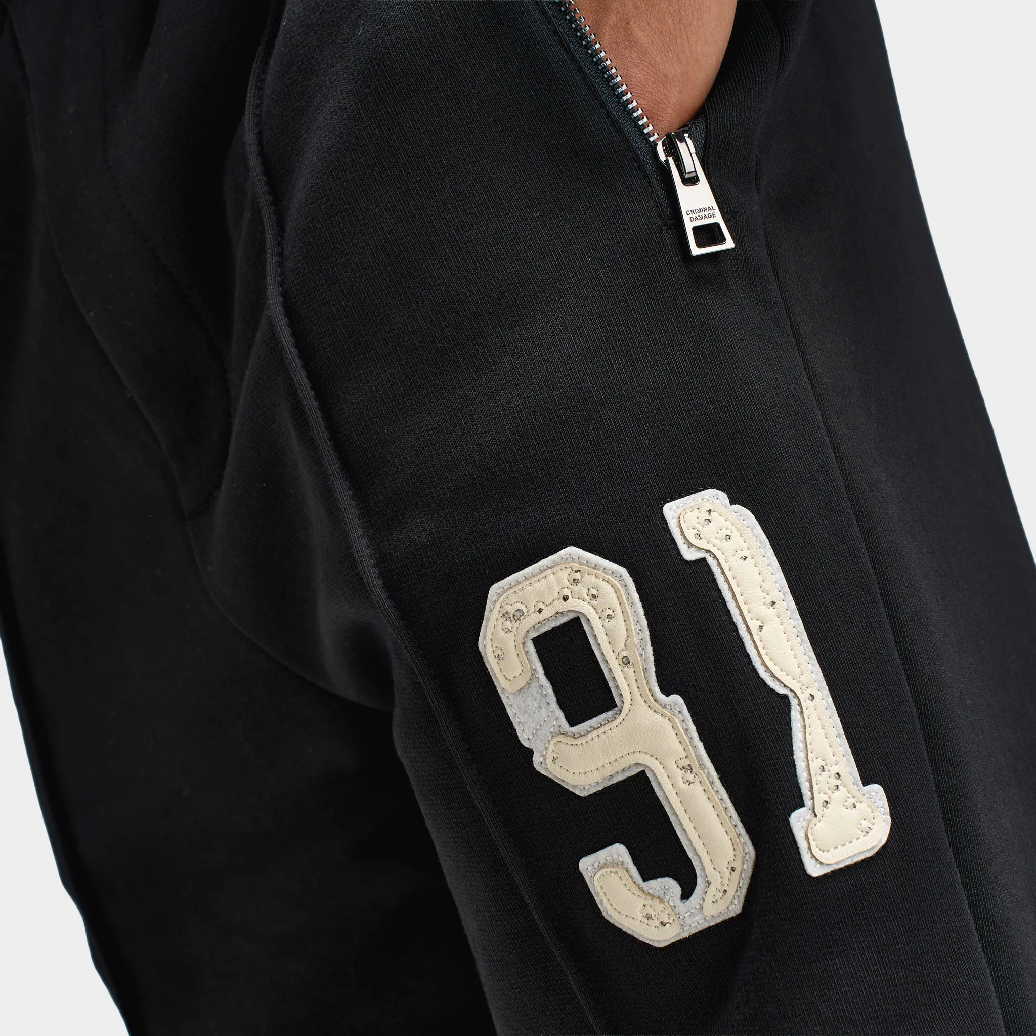 Criminal Damage Destroyed CD Jogger / Noir sold by JD Sports product image thumbnail 5