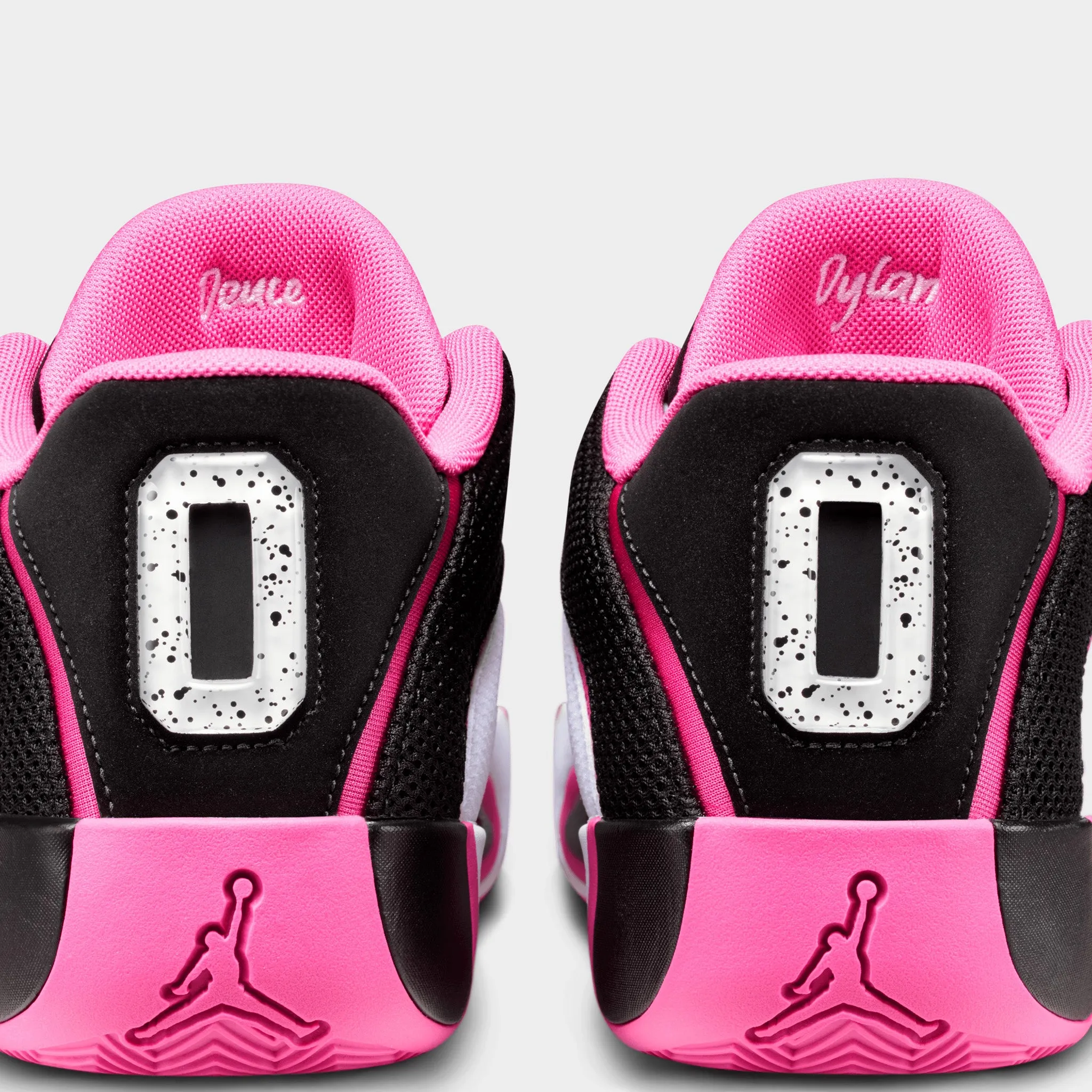 Jordan Tatum 4 Black / Pink sold by JD Sports product image thumbnail 4
