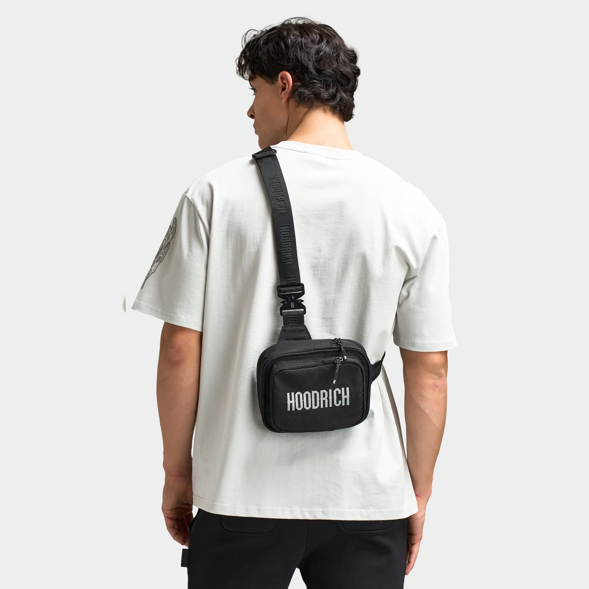 Hoodrich Shade Oversized Clip Mini Bag Black / Reflective sold by JD Sports product image thumbnail 2