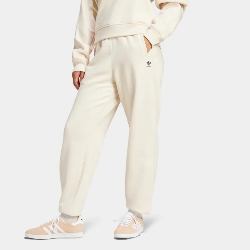adidas Originals Women's Adicolor Essentials Fleece Joggers / Wonder White sold by JD Sports