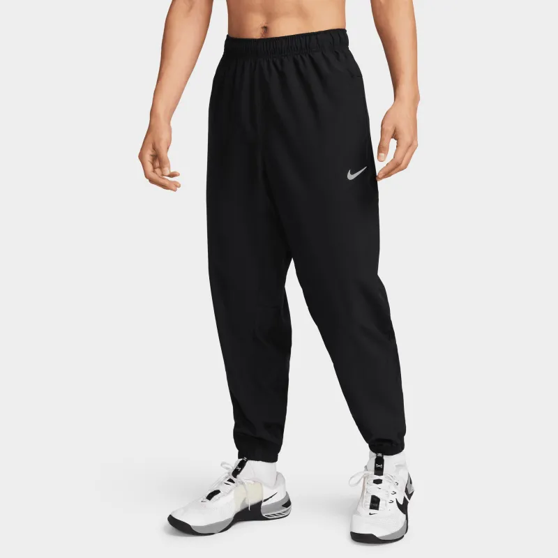 Nike Form Dri-FIT Tapered Versatile Pants / Black sold by JD Sports
