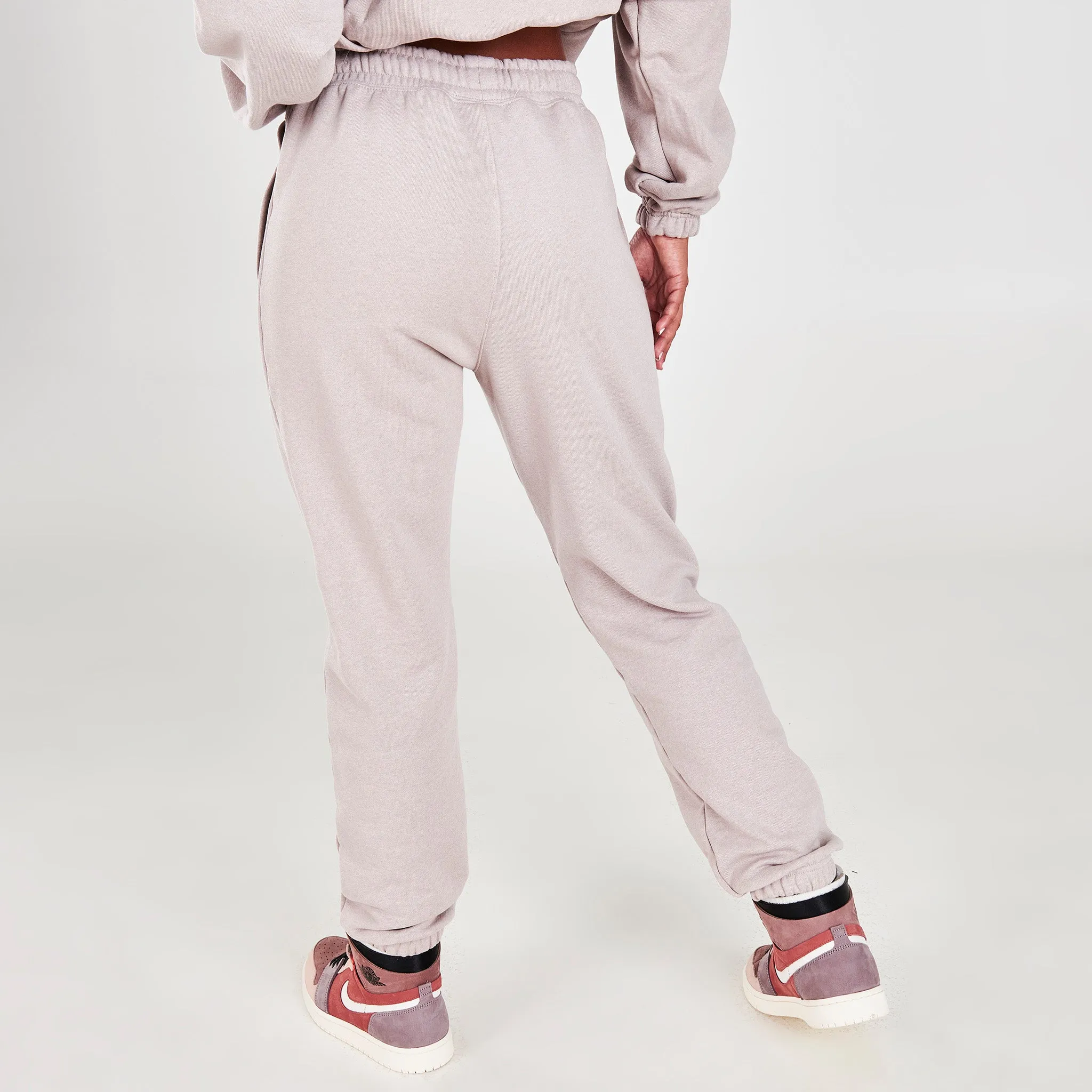 Jordan Women's Essential Fleece Pants Moon Particle / HTR - Thunder Grey sold by JD Sports product image thumbnail 2