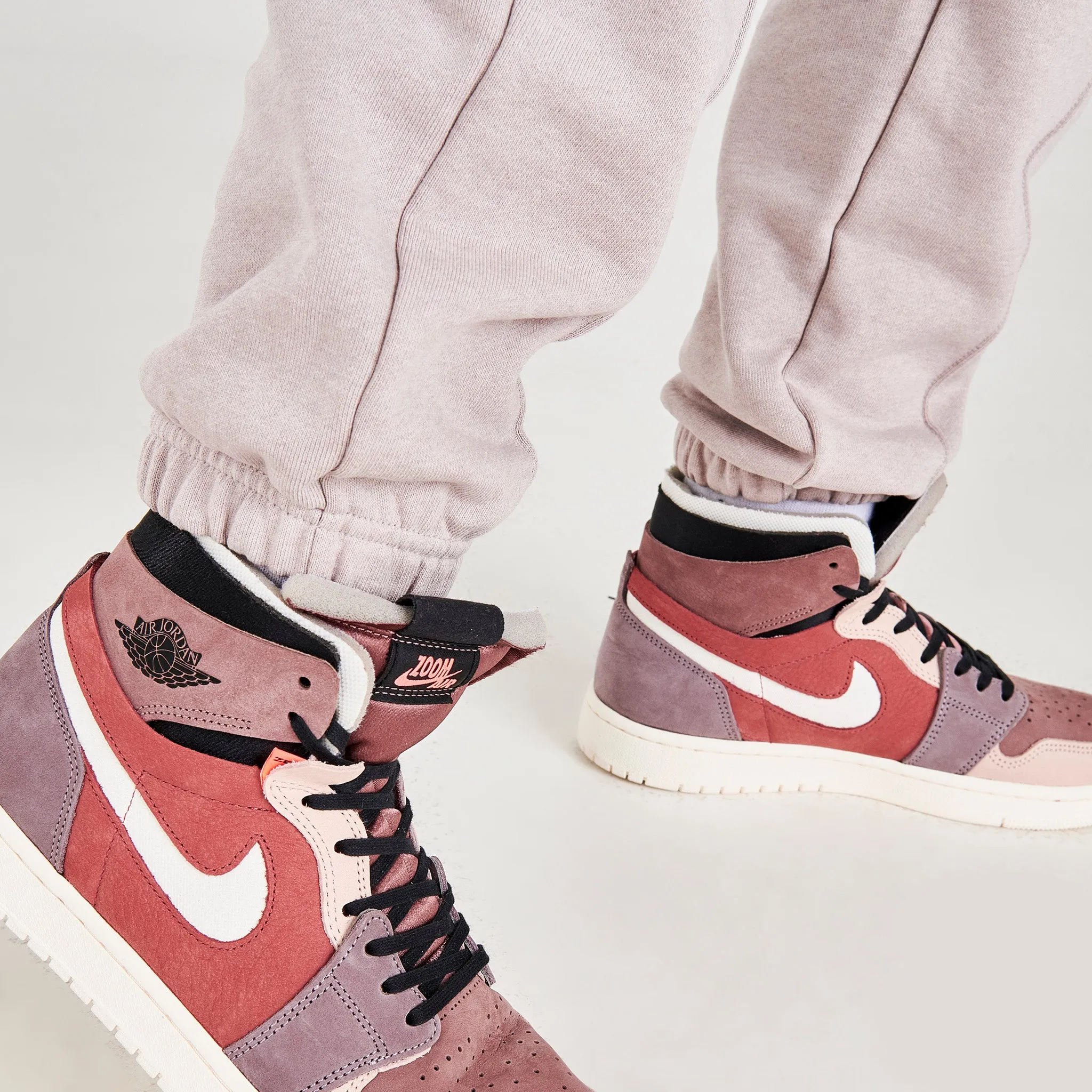 Jordan Women's Essential Fleece Pants Moon Particle / HTR - Thunder Grey sold by JD Sports product image thumbnail 3