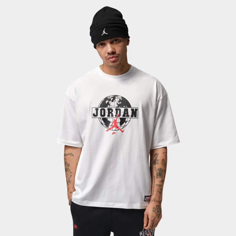 Jordan Oversized Graphic T-shirt / White sold by JD Sports