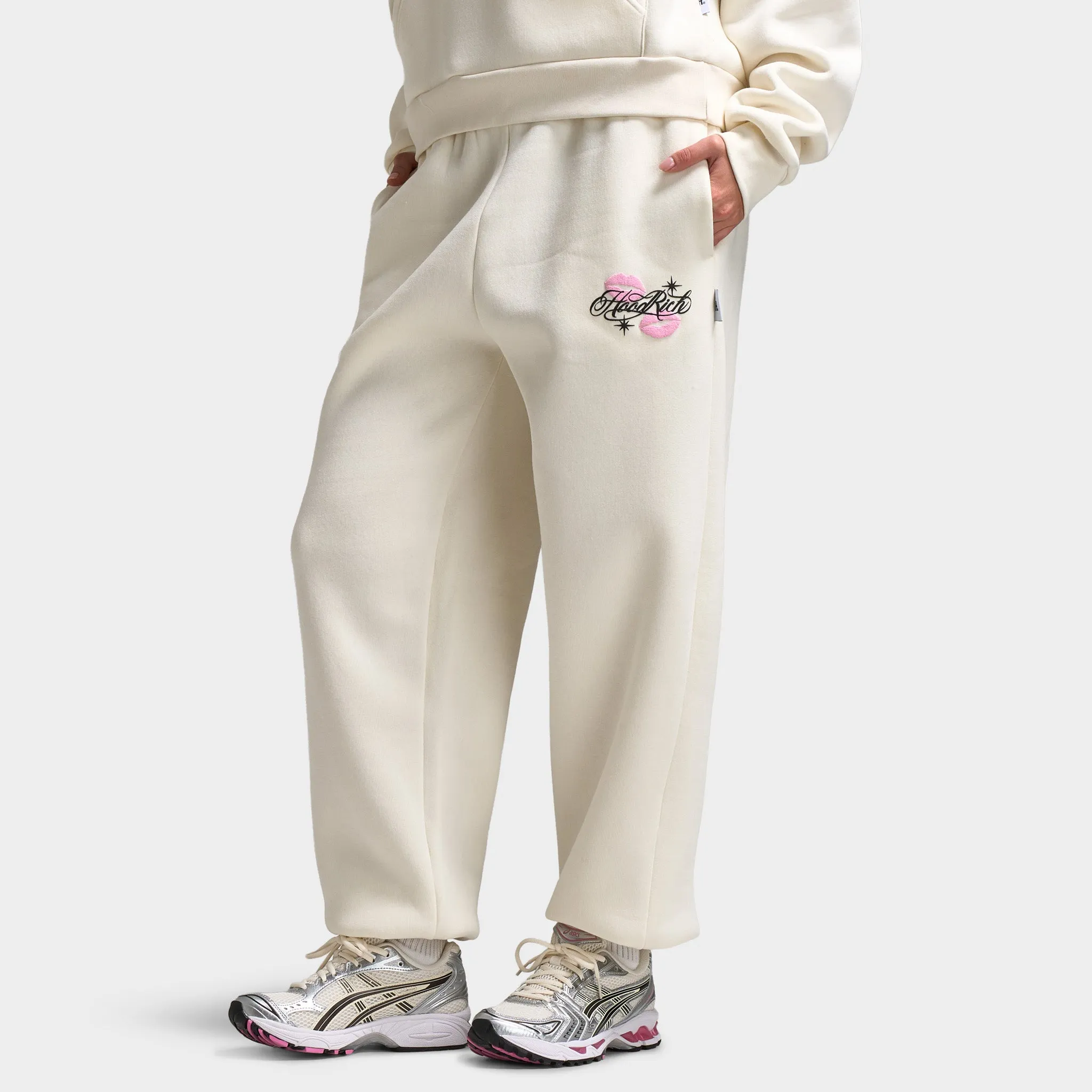 Hoodrich Women's Vision Oversized Joggers White / Pink sold by JD Sports product image thumbnail 4