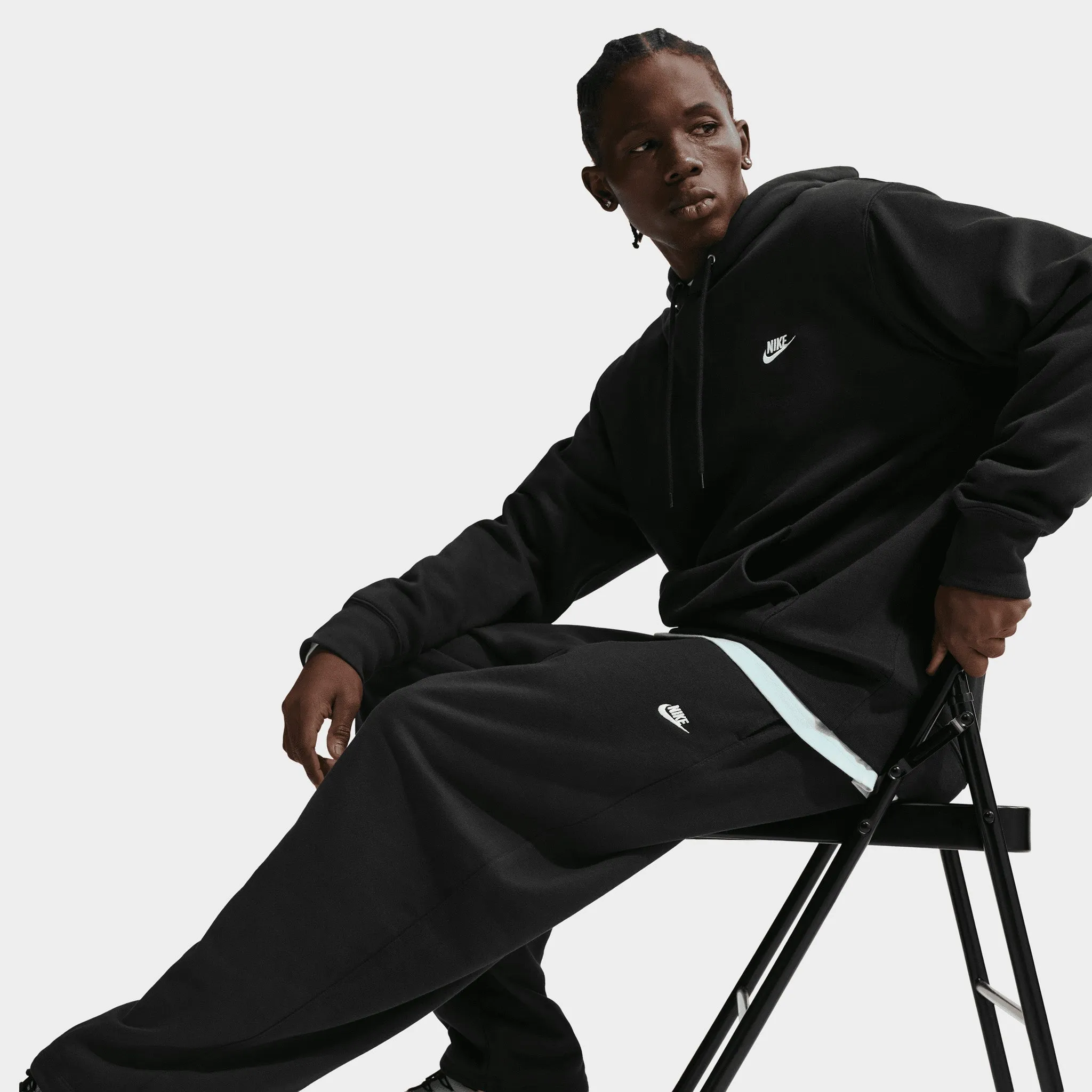 Nike Sportswear Club Oversized French-Terry Trousers / Black sold by JD Sports product image thumbnail 3