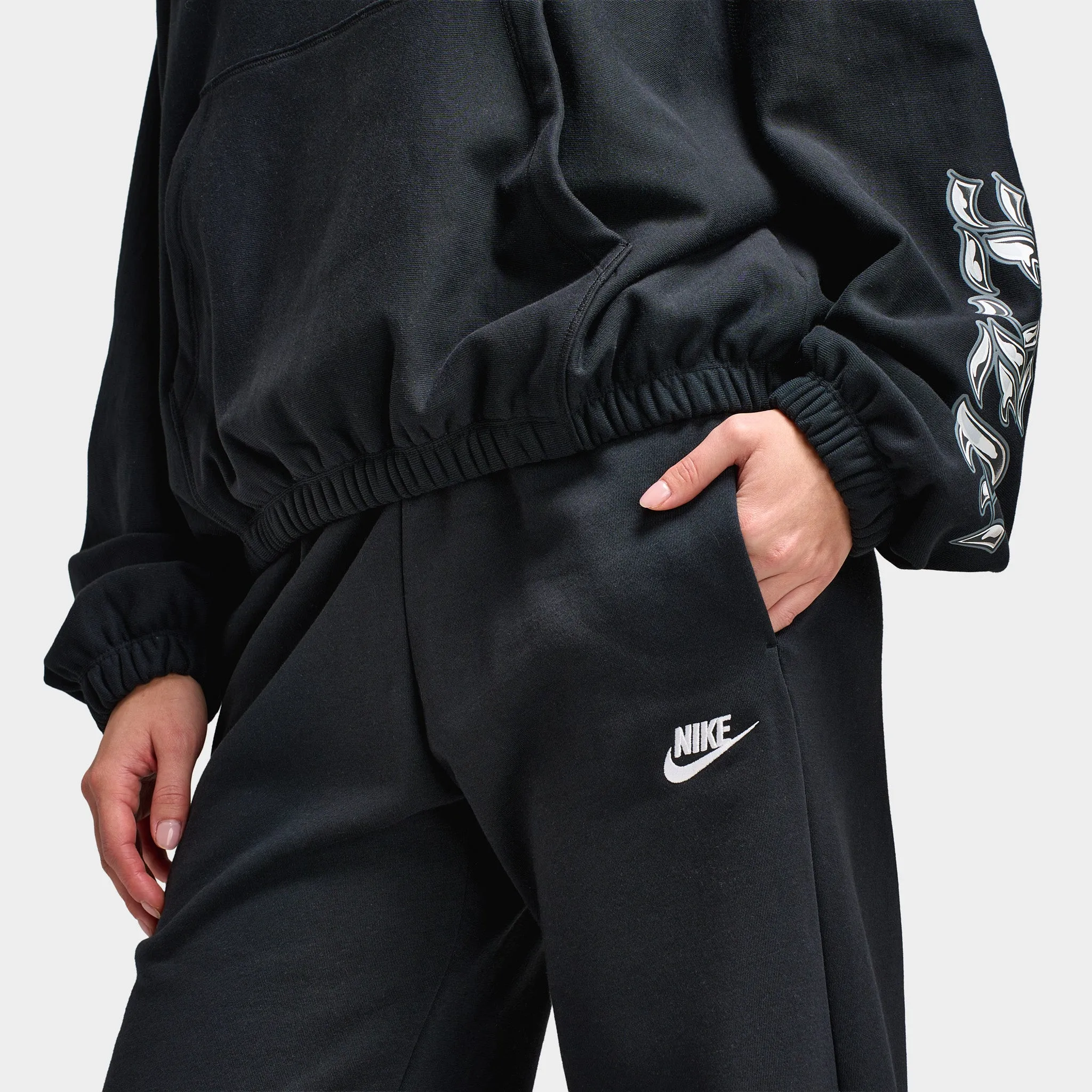 Nike Sportswear Women's Club Fleece Mid Rise Pants Wide Black / White sold by JD Sports product image thumbnail 3