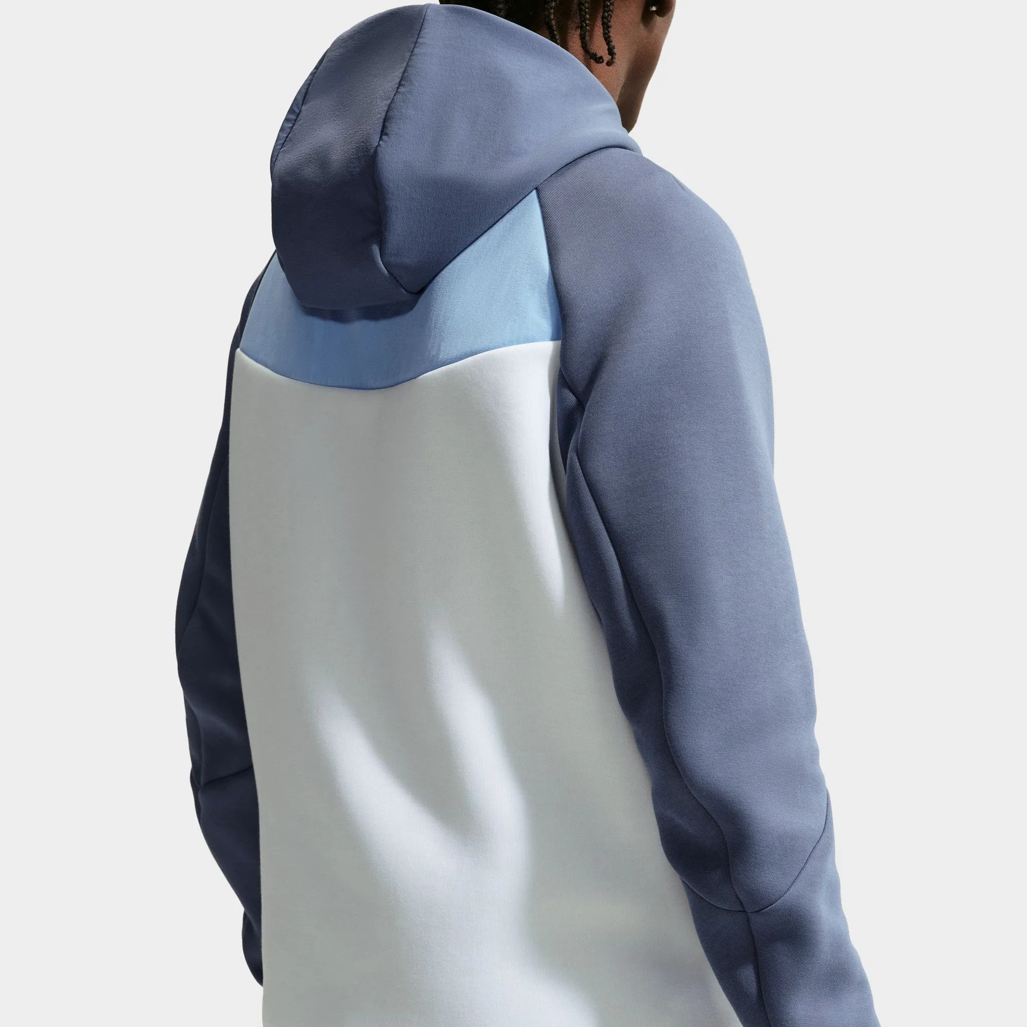 Nike Tech Fleece Windrunnder Full-Zip Jacket CB Diffused Blue / White sold by JD Sports product image thumbnail 3
