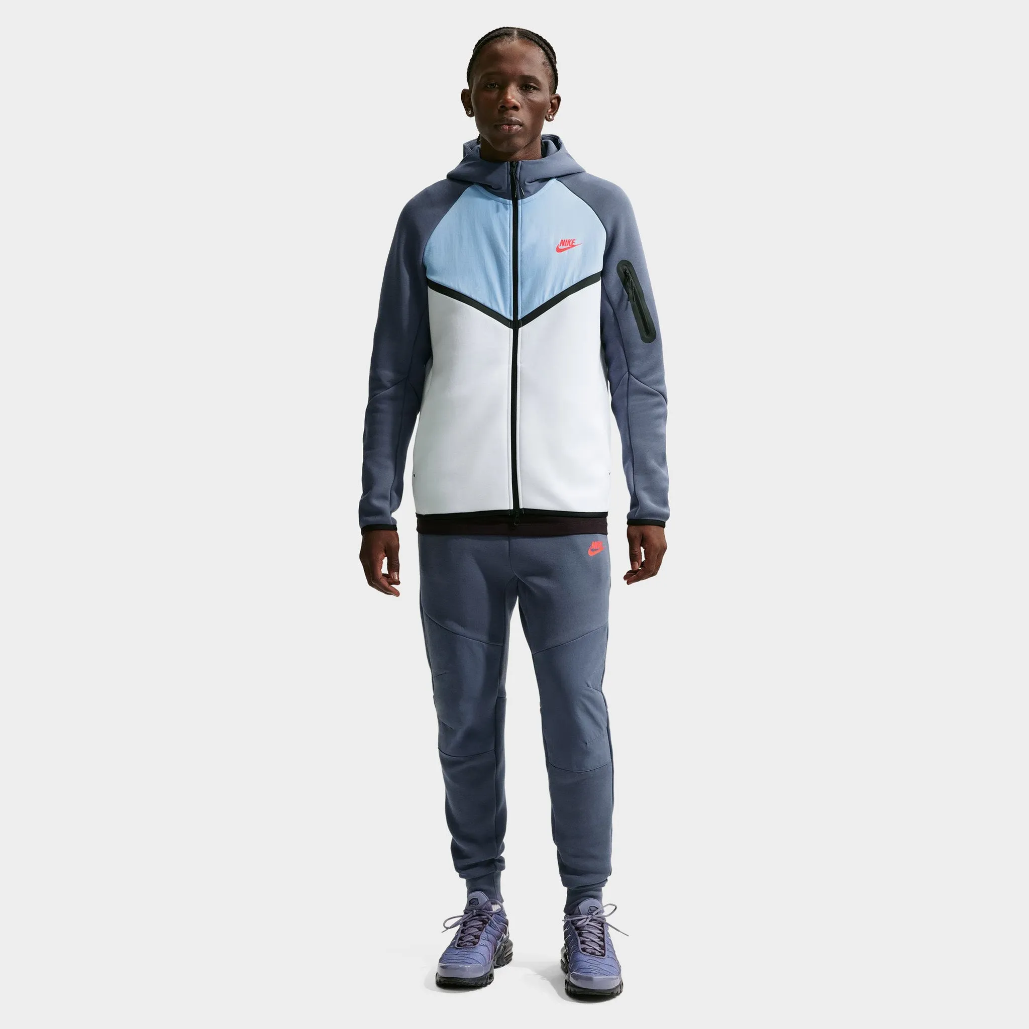 Nike Tech Fleece Windrunnder Full-Zip Jacket CB Diffused Blue / White sold by JD Sports