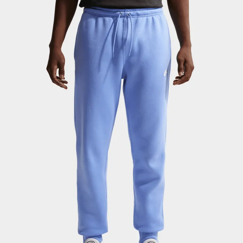 Nike Club Joggers / Blue sold by JD Sports