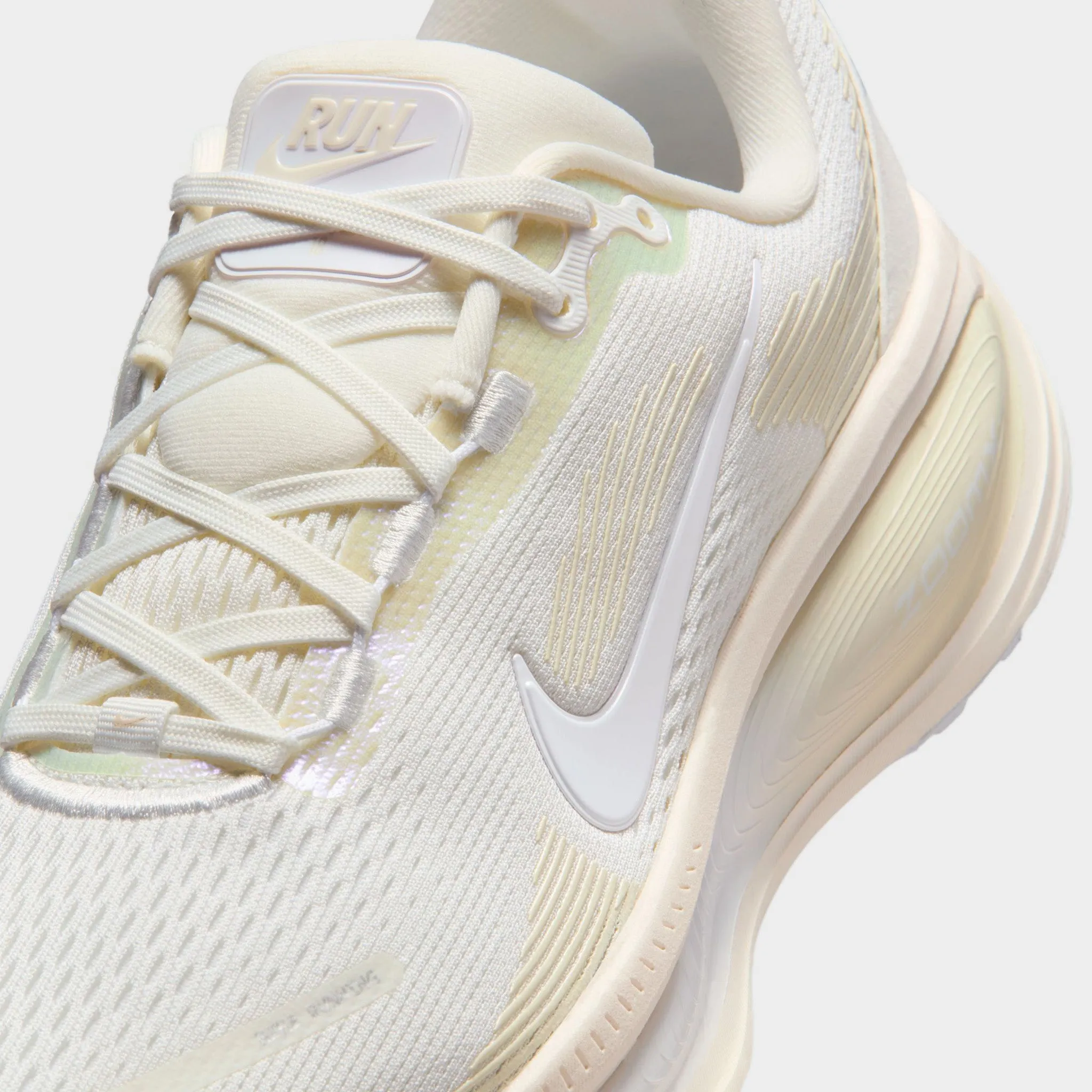 Nike Women's Vomero 18 Summit White / White - Chalk sold by JD Sports product image thumbnail 3