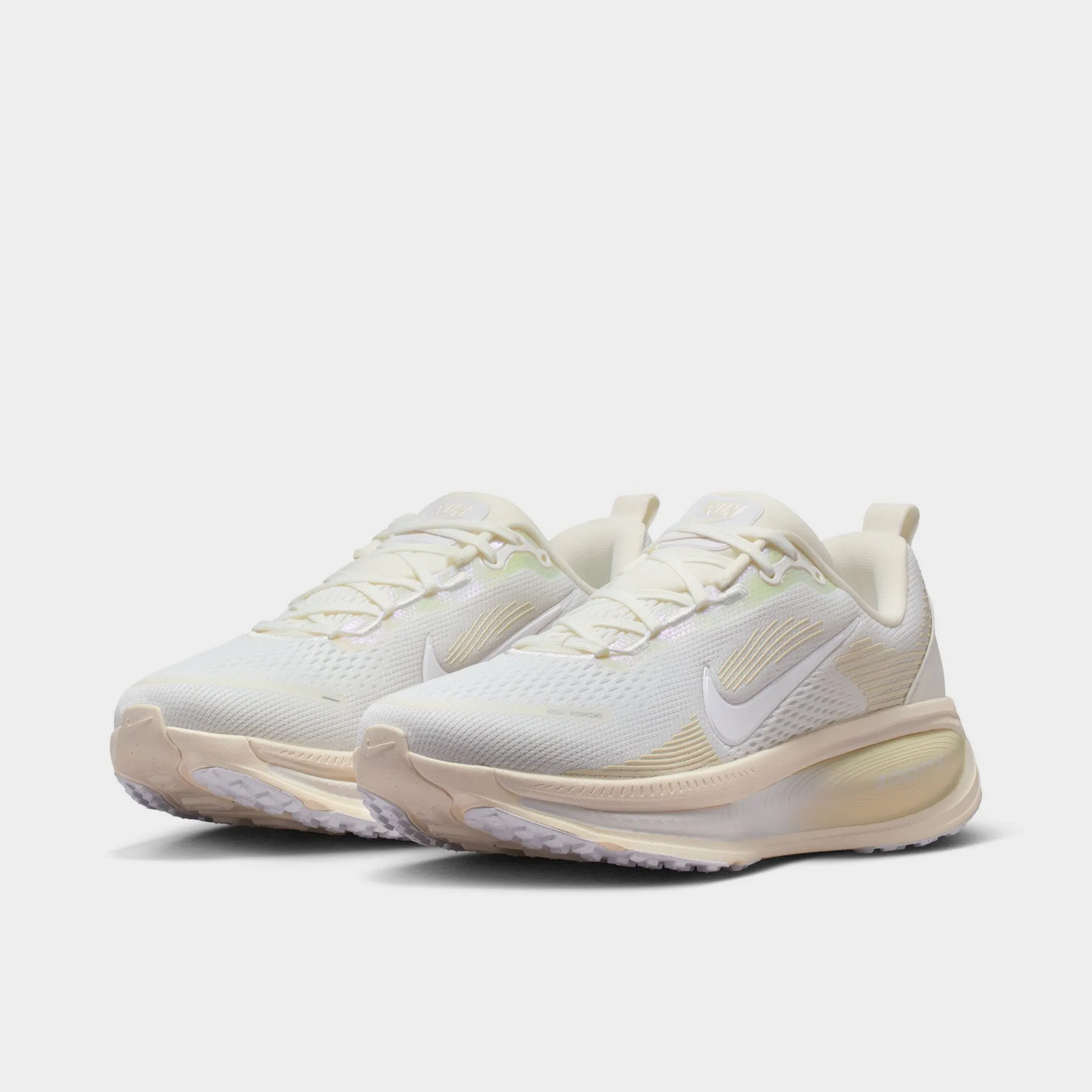 Nike Women's Vomero 18 Summit White / White - Chalk sold by JD Sports product image thumbnail 2
