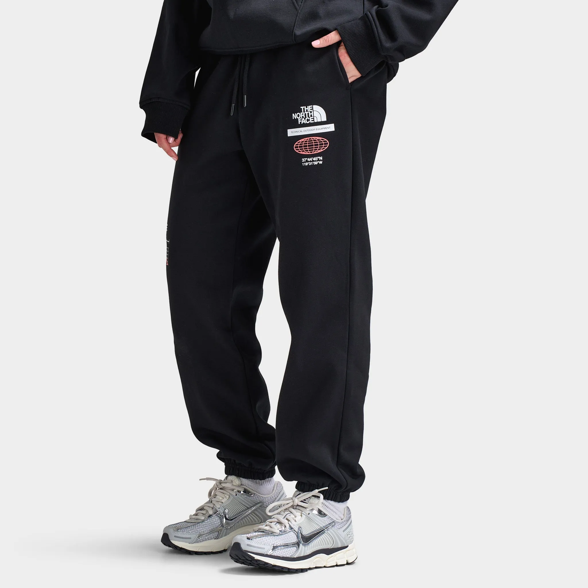 The North Face Women's Multi Tek Relaxed Pants / Black sold by JD Sports product image thumbnail 4