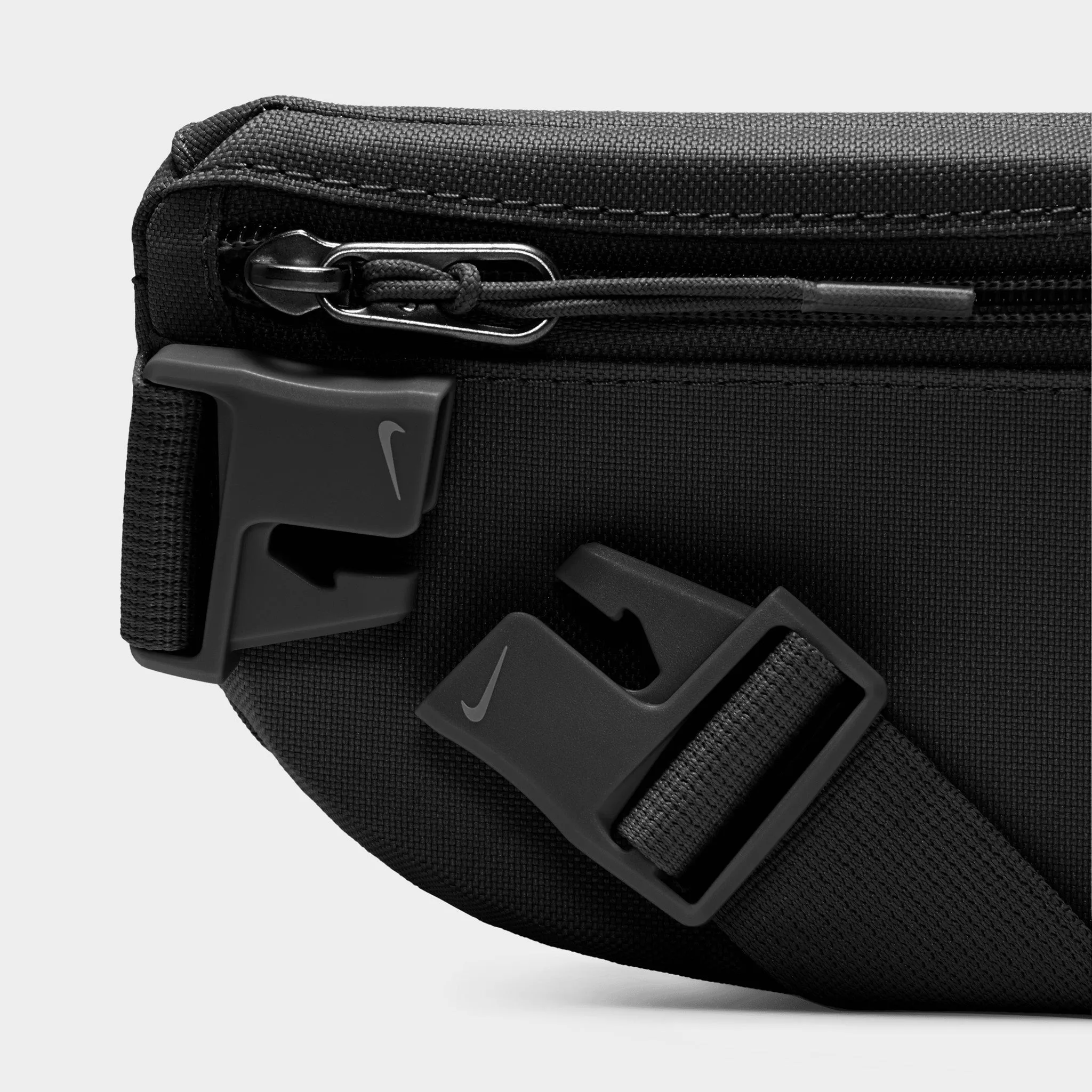 Nike Heritage Waist Bag 2.0 / Black sold by JD Sports product image thumbnail 4