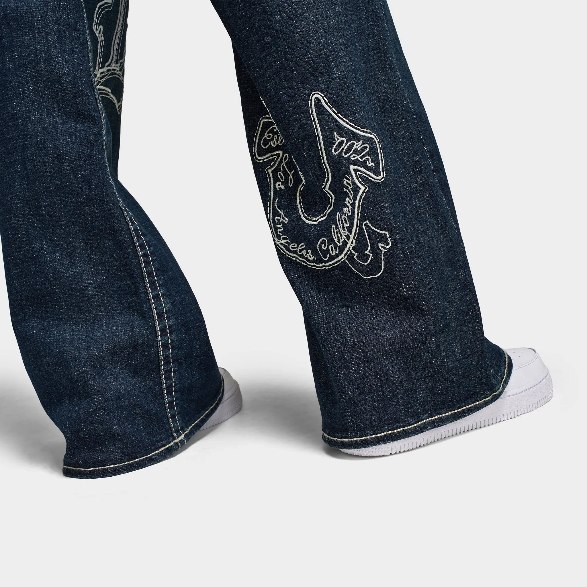 True Religion Women's Embroidery Bobbi Baggy Big T Jeans / Ice Meadow sold by JD Sports product image thumbnail 3