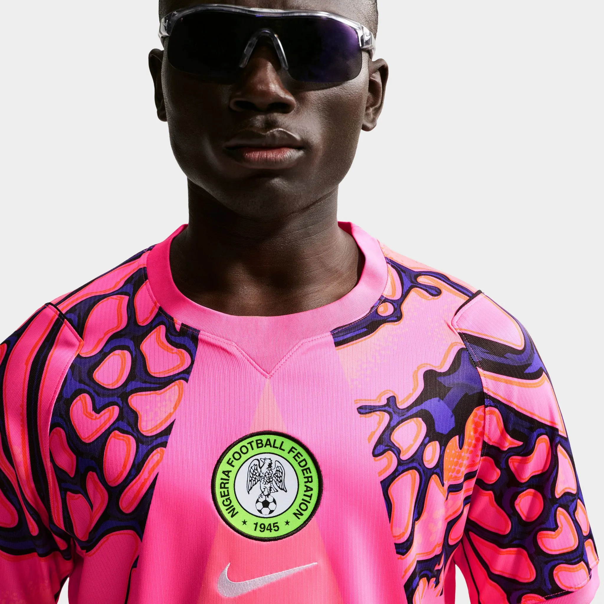 Nike Nigeria Goalkeeper Jersey Hyper Pink / Black sold by JD Sports product image thumbnail 4