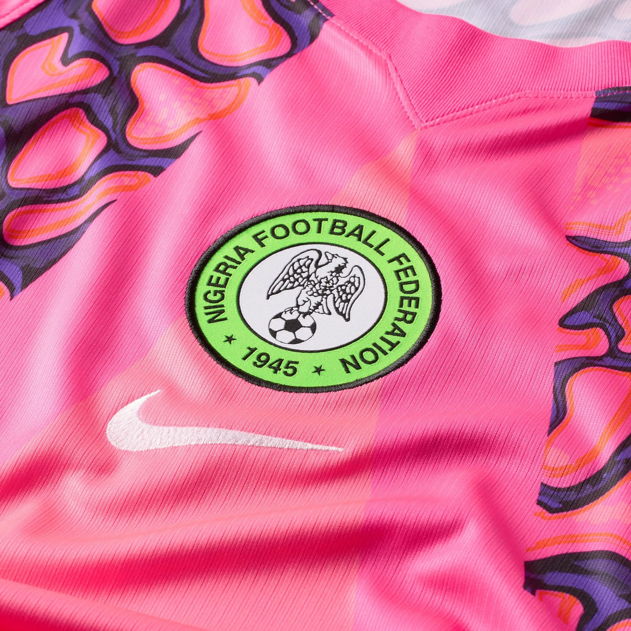 Nike Nigeria Goalkeeper Jersey Hyper Pink / Black sold by JD Sports product image thumbnail 3
