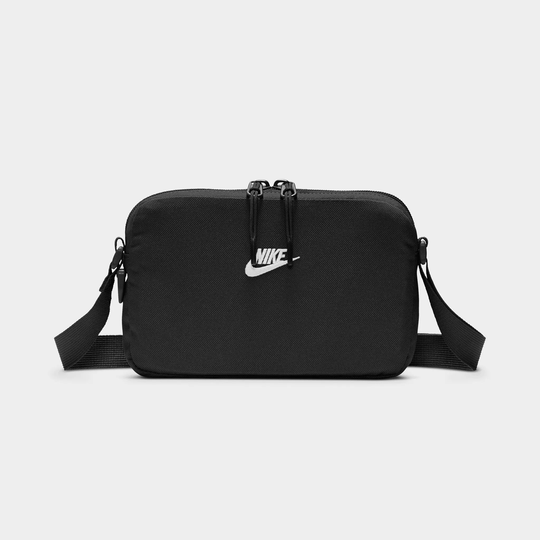 Nike Heritage Crossbody Bag 2.0 Black / White sold by JD Sports