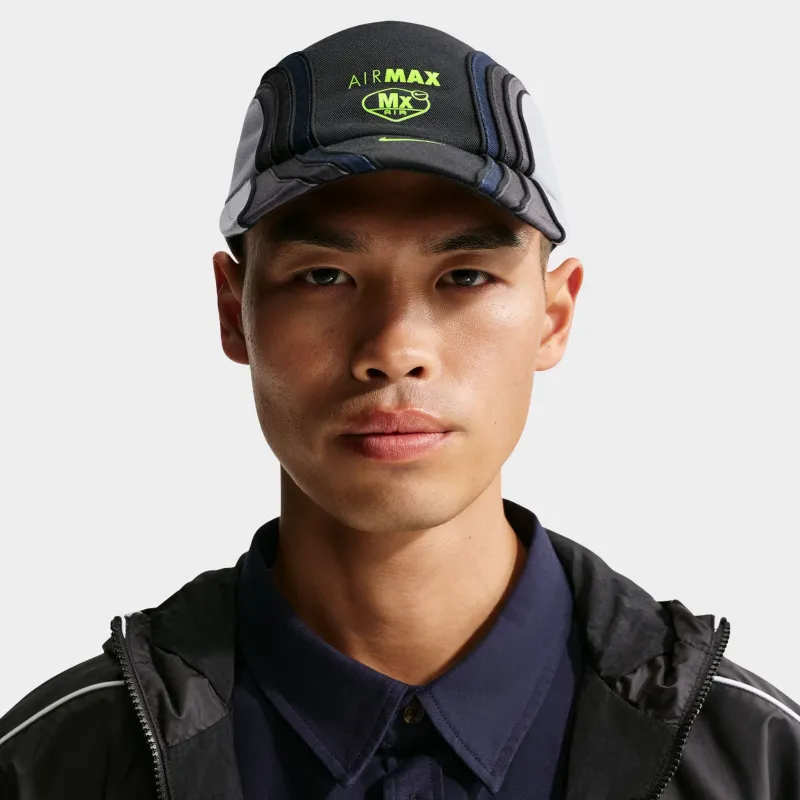 Nike Club Unstructured Air Max Cap / Black made by Nike