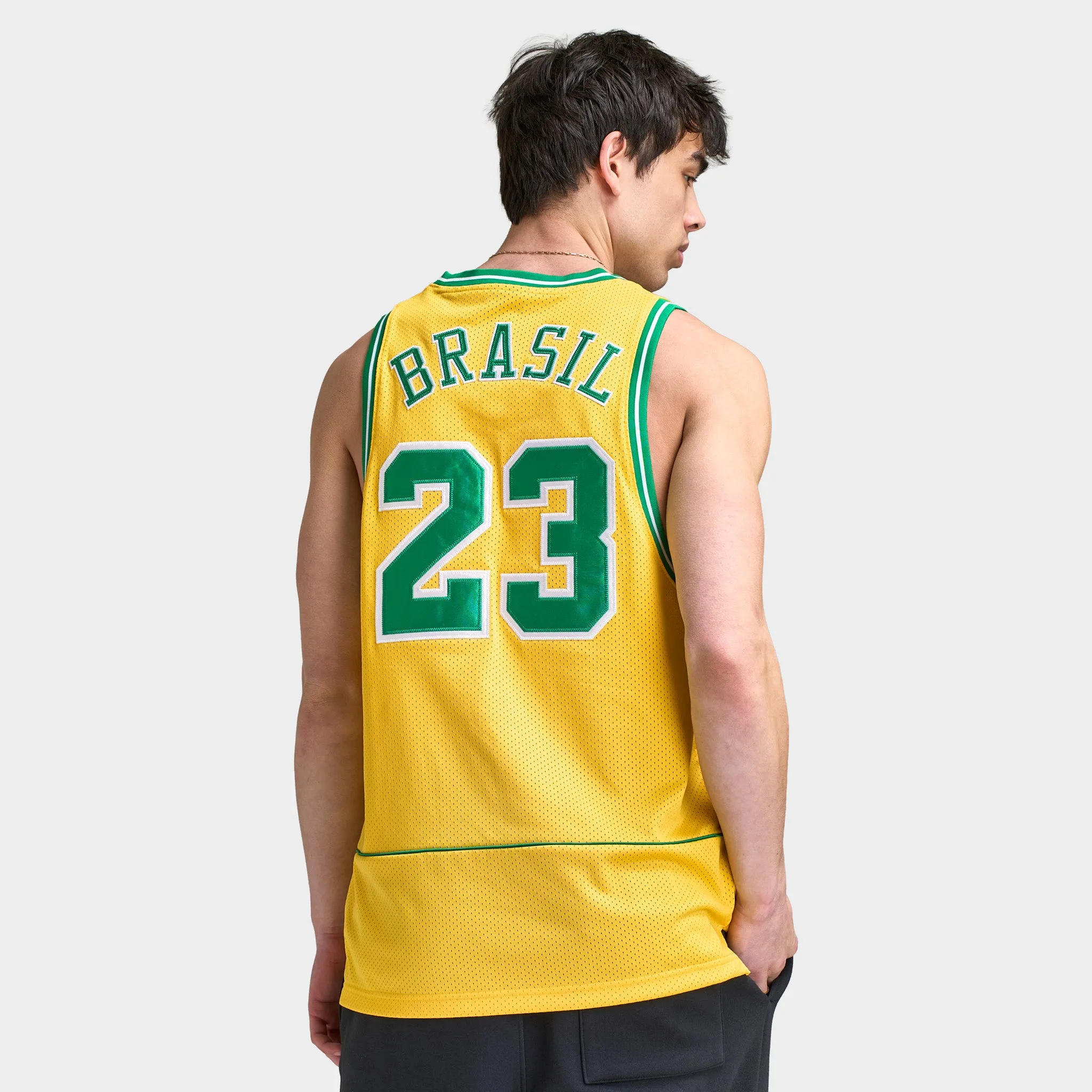 Jordan MJ ESS Mesh Jersey P6 Varsity Maize / Lucky Green sold by JD Sports product image thumbnail 2