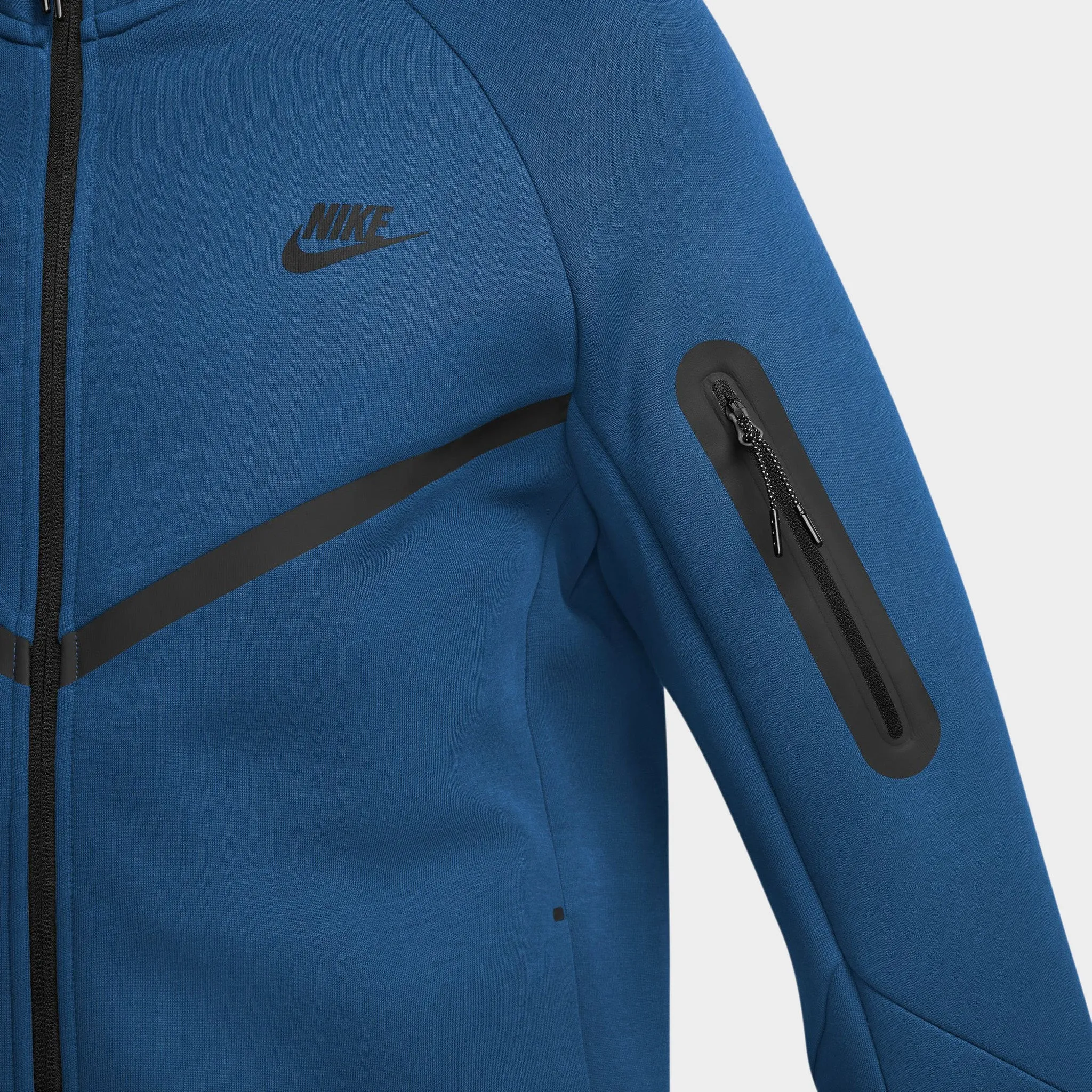 Nike Tech Fleece Hoodie / Court Blue sold by JD Sports product image thumbnail 3