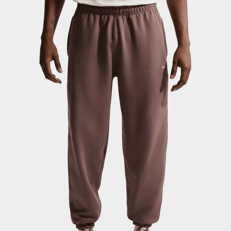 Nike Solo Swoosh Cuffed Fleece Pants / Purple made by Nike