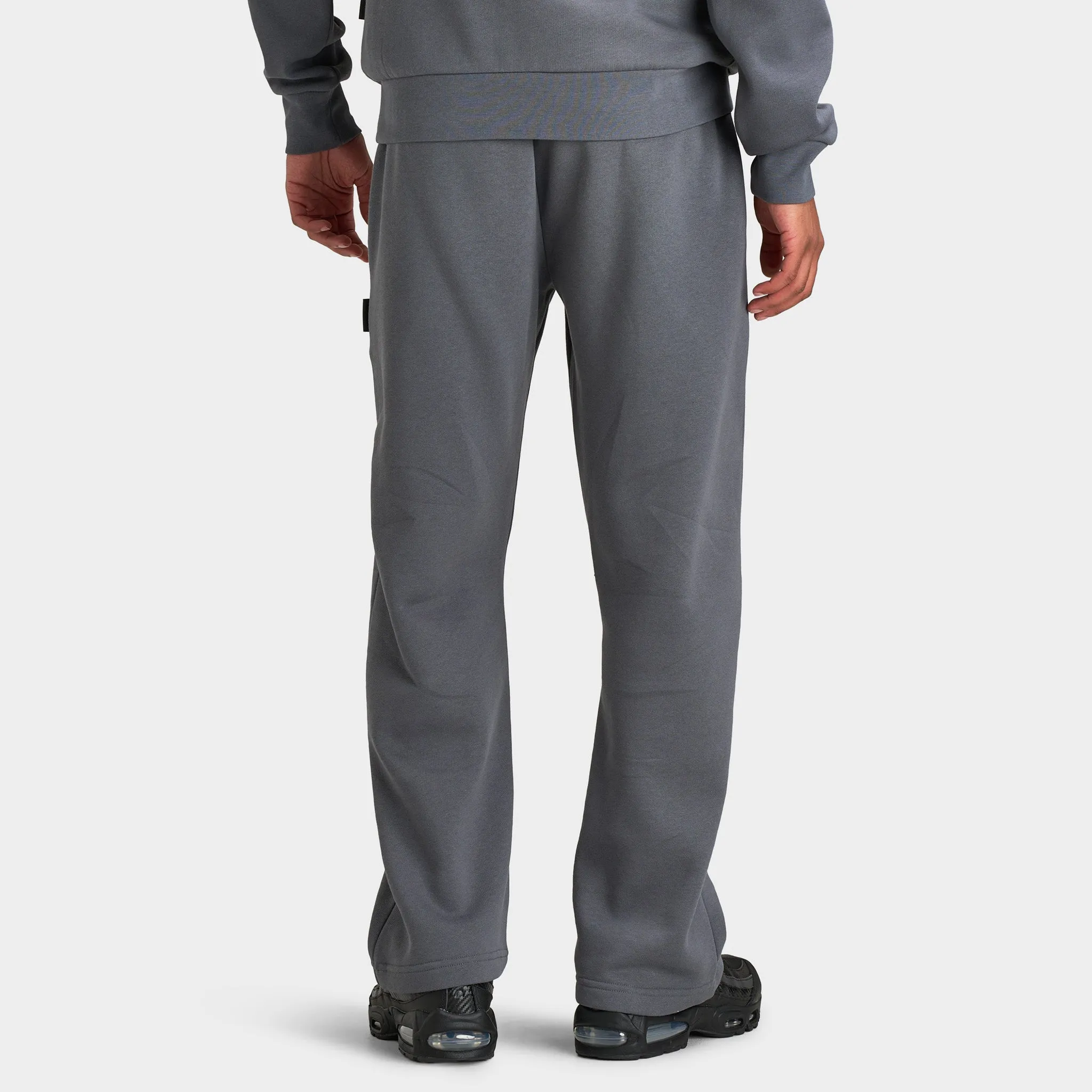 Hoodrich Captain Oversized Wide Leg Jogger Enigma / Black sold by JD Sports product image thumbnail 4
