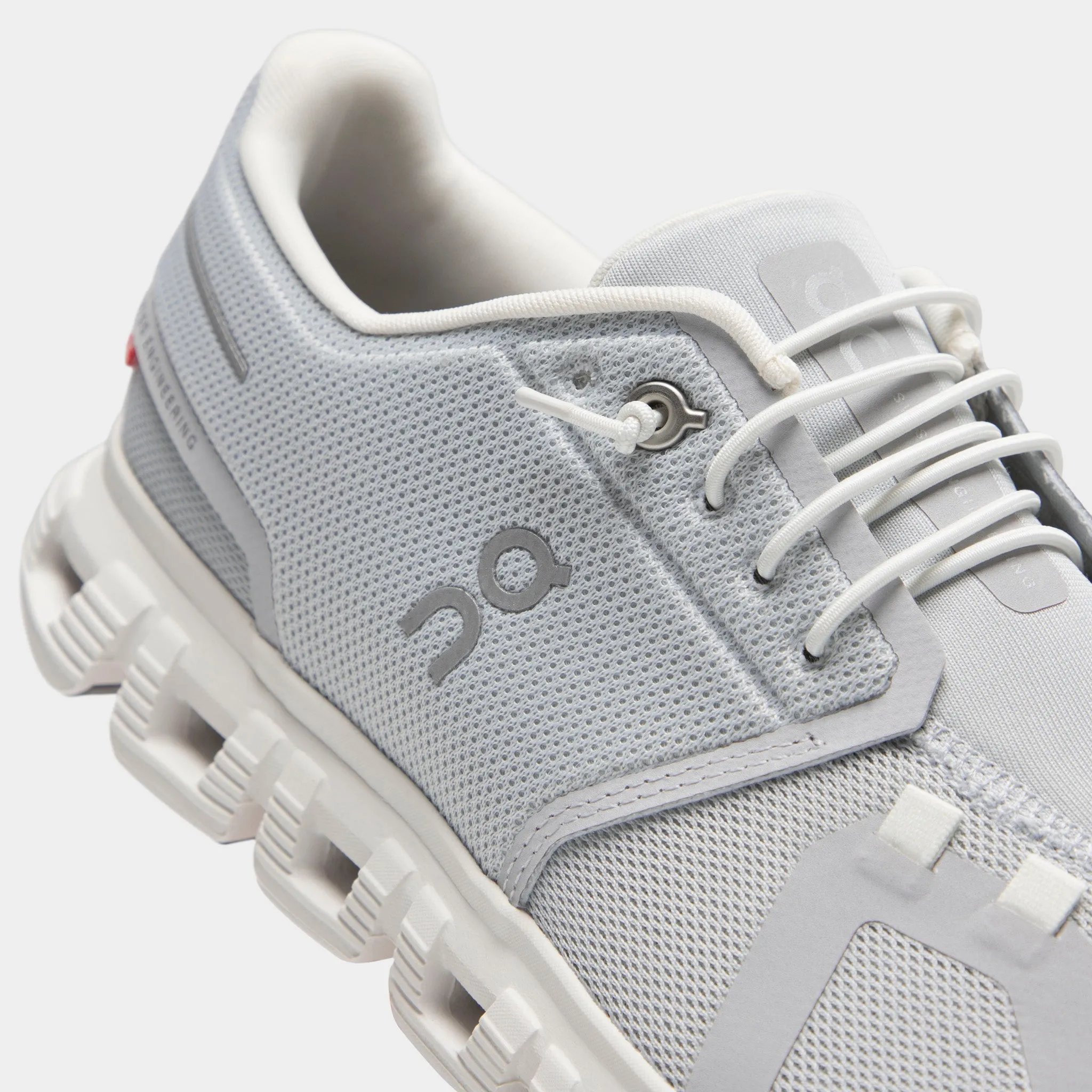 On Cloud 6 Glacier / White sold by JD Sports product image thumbnail 3
