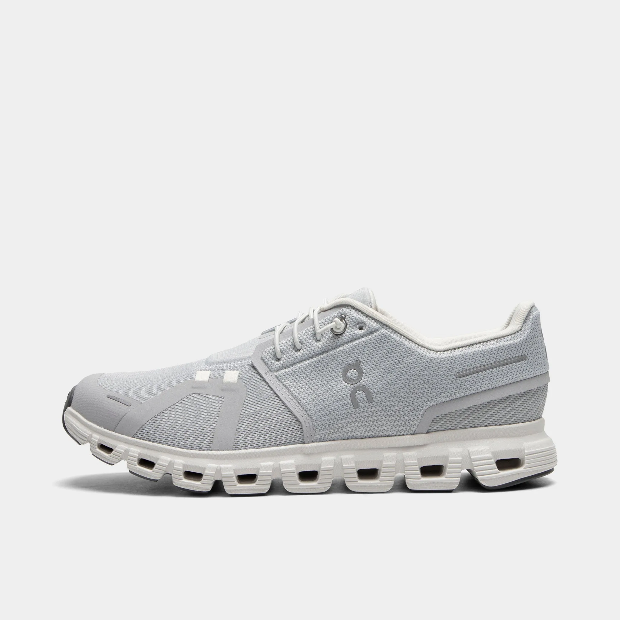 On Cloud 6 Glacier / White sold by JD Sports