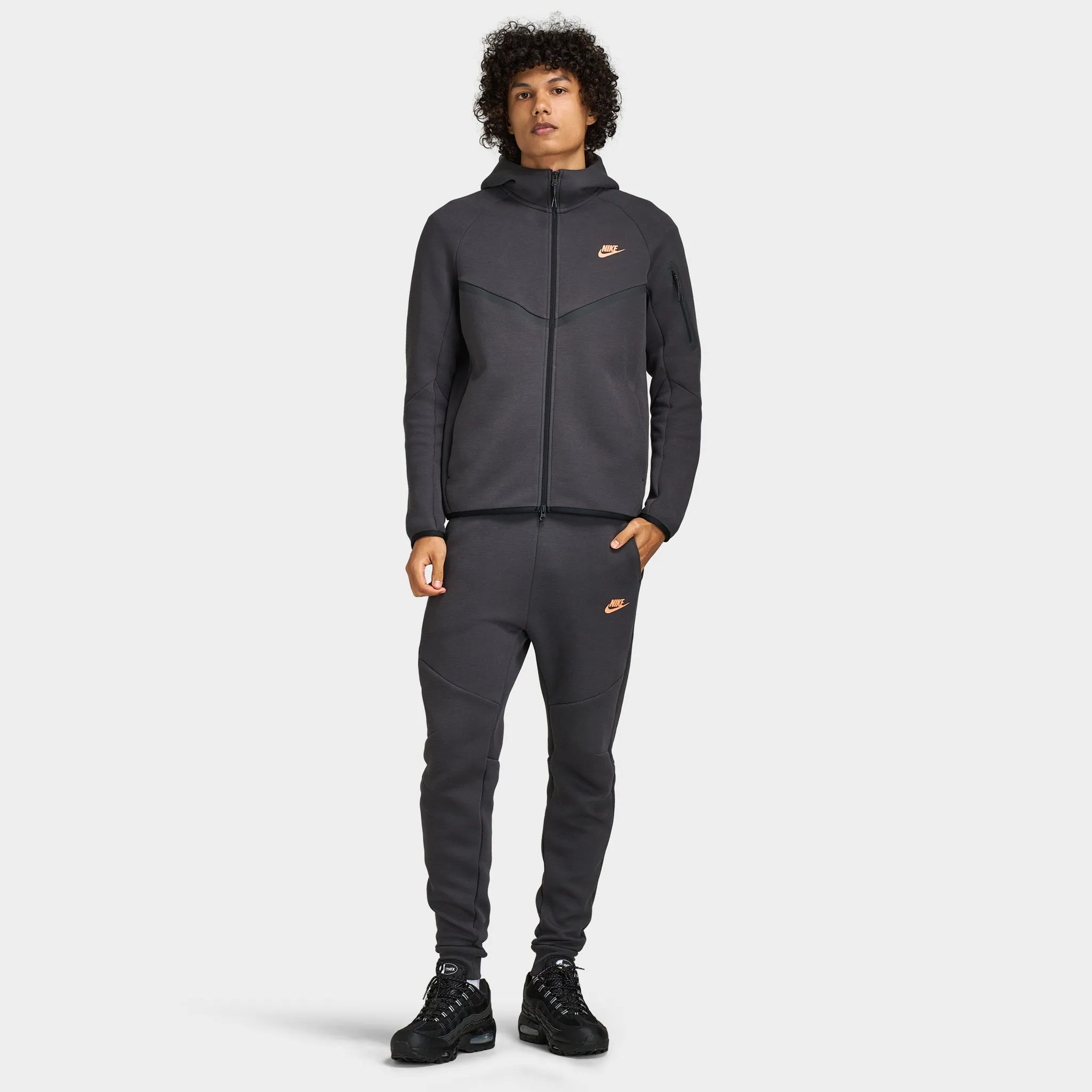 Nike Tech Men's Fleece Windrunner Full-Zip Jacket Anthracite / Orange Frost sold by JD Sports product image thumbnail 5
