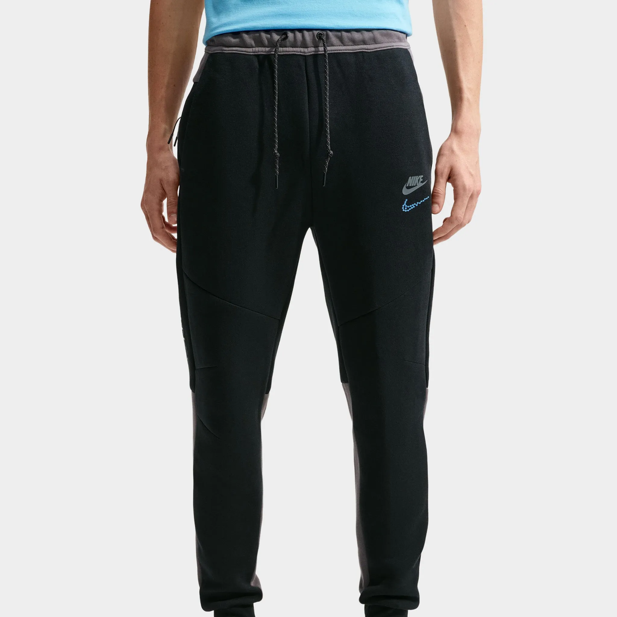 Nike Tech Fleece Joggers Black / Iron Grey sold by JD Sports product image thumbnail 3